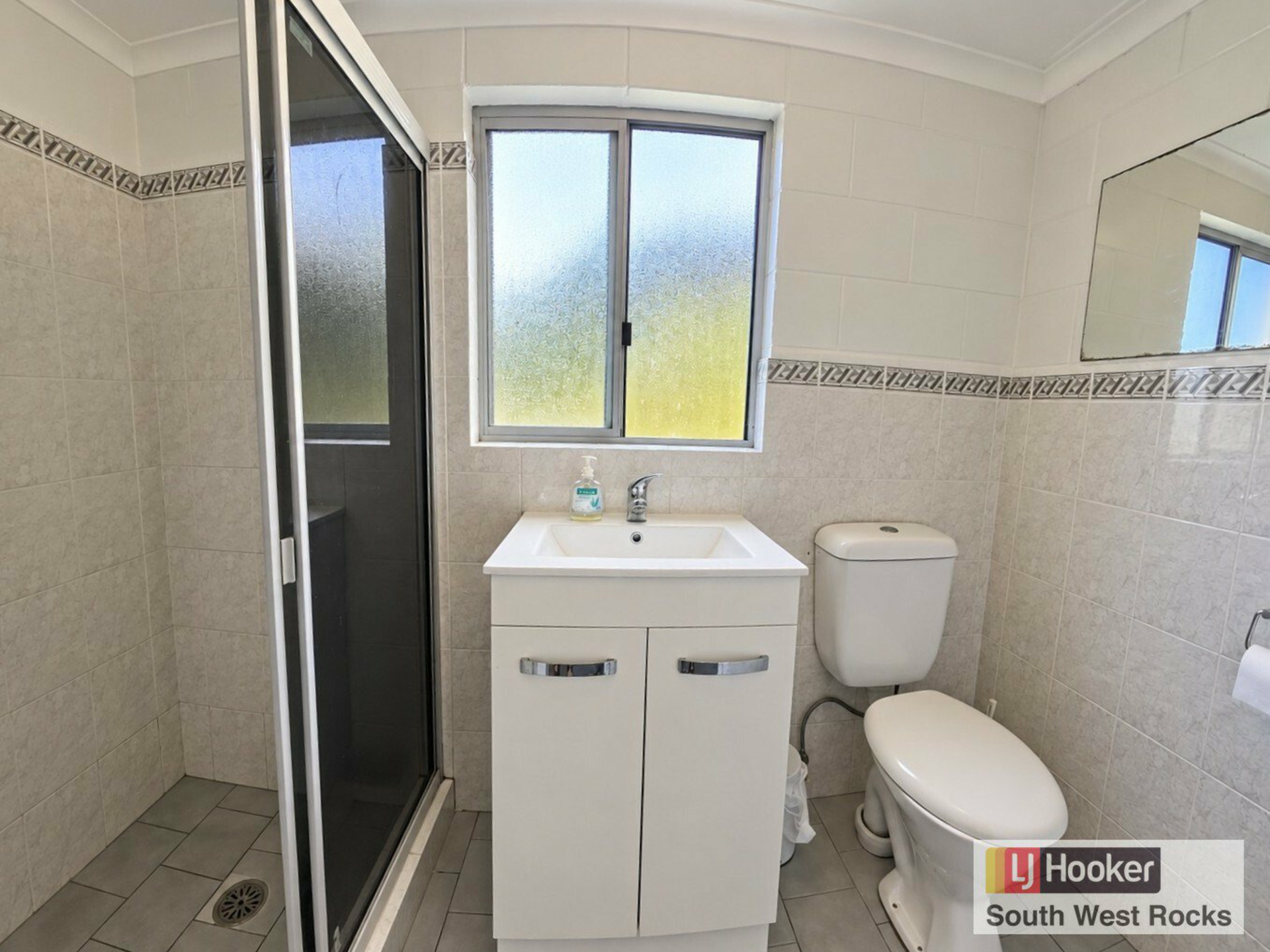 22 Seaview Street — photo 16 of 24