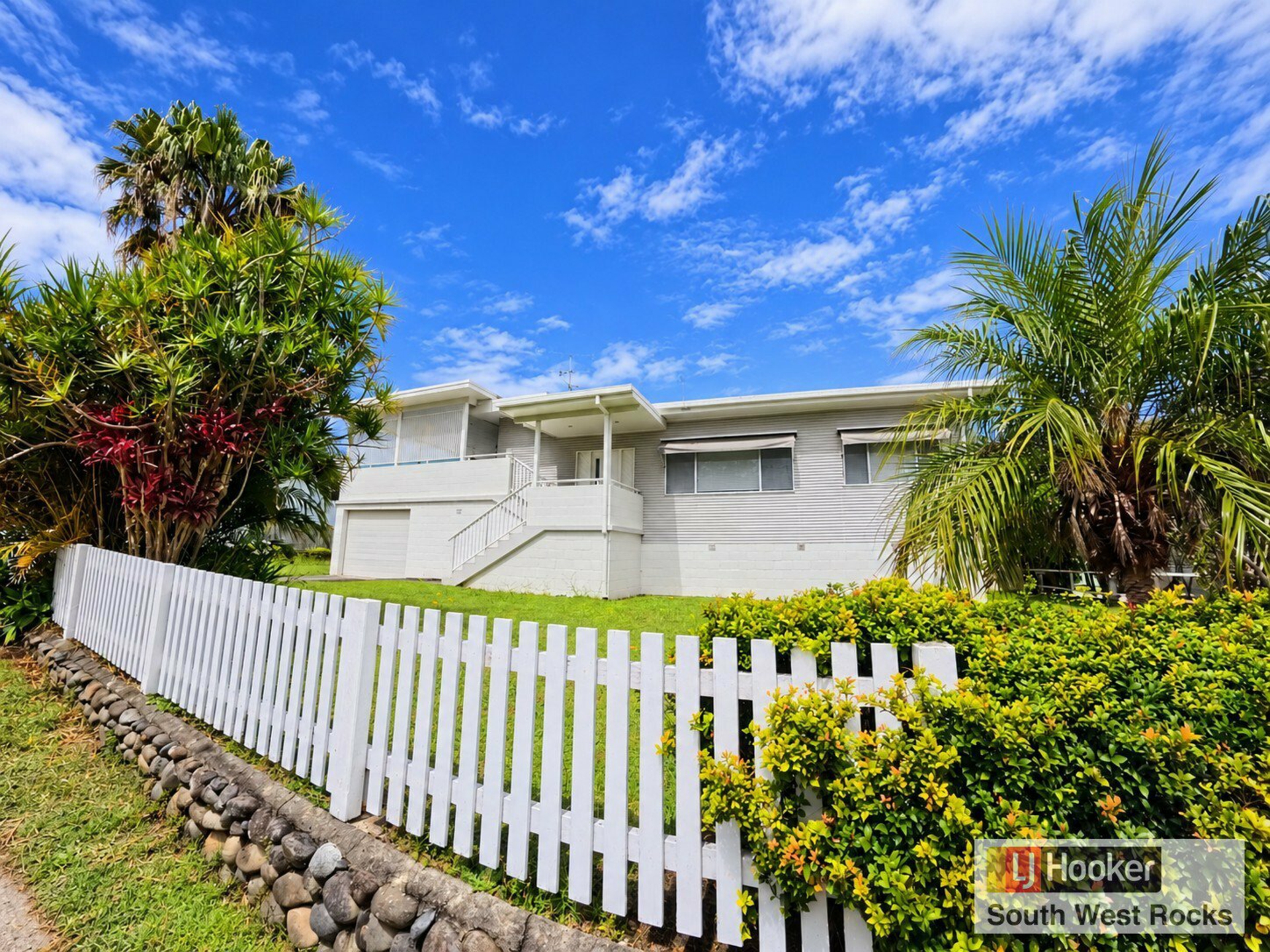 22 Seaview Street — photo 17 of 24