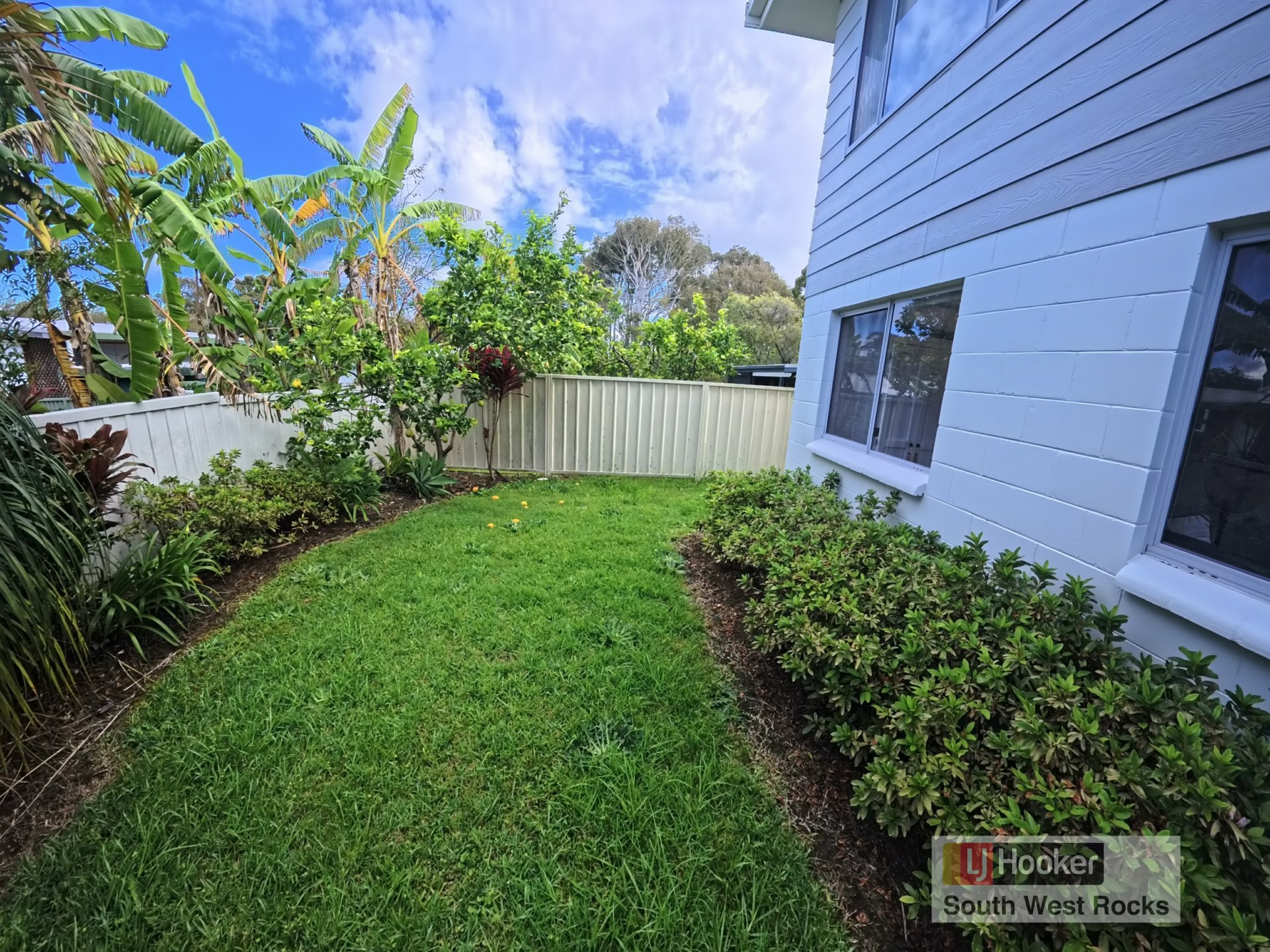 22 Seaview Street — photo 21 of 24