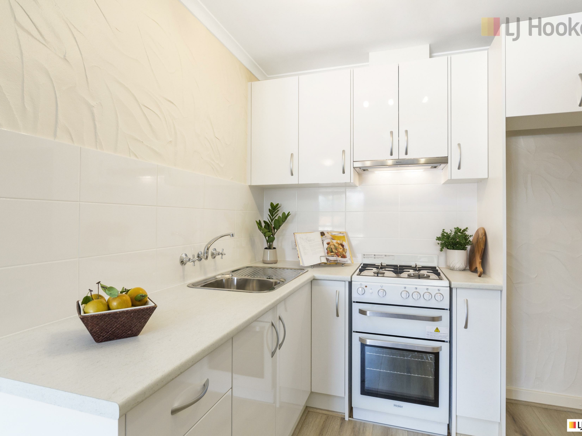 27/3 Broadway, GLENELG SOUTH