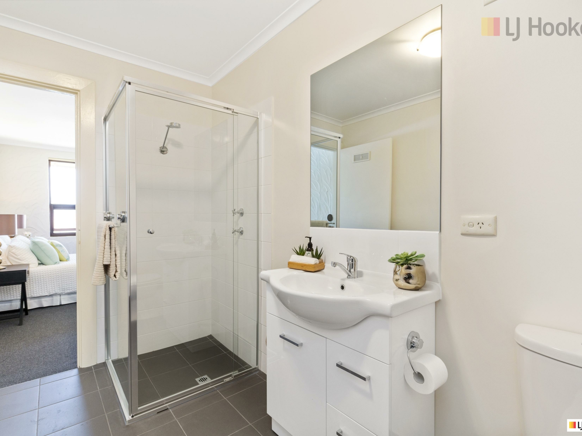 27/3 Broadway, GLENELG SOUTH