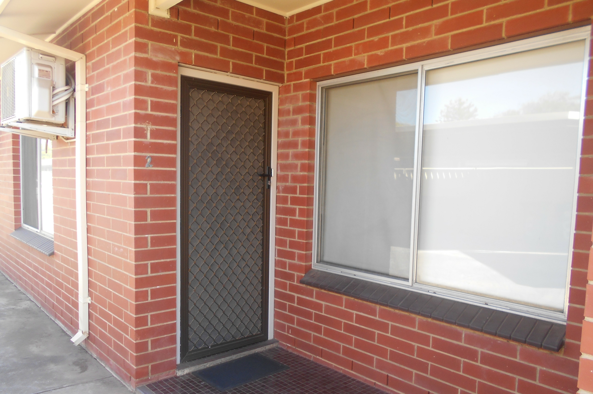 2/4A Plymouth Avenue, DEVON PARK