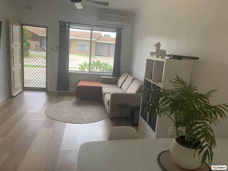 8/30 Simcock Street, WEST BEACH