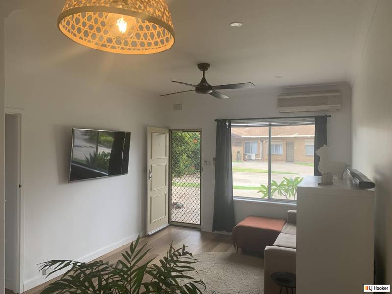8/30 Simcock Street, WEST BEACH