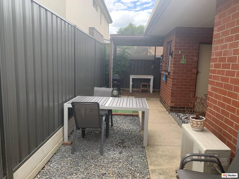 8/30 Simcock Street, WEST BEACH