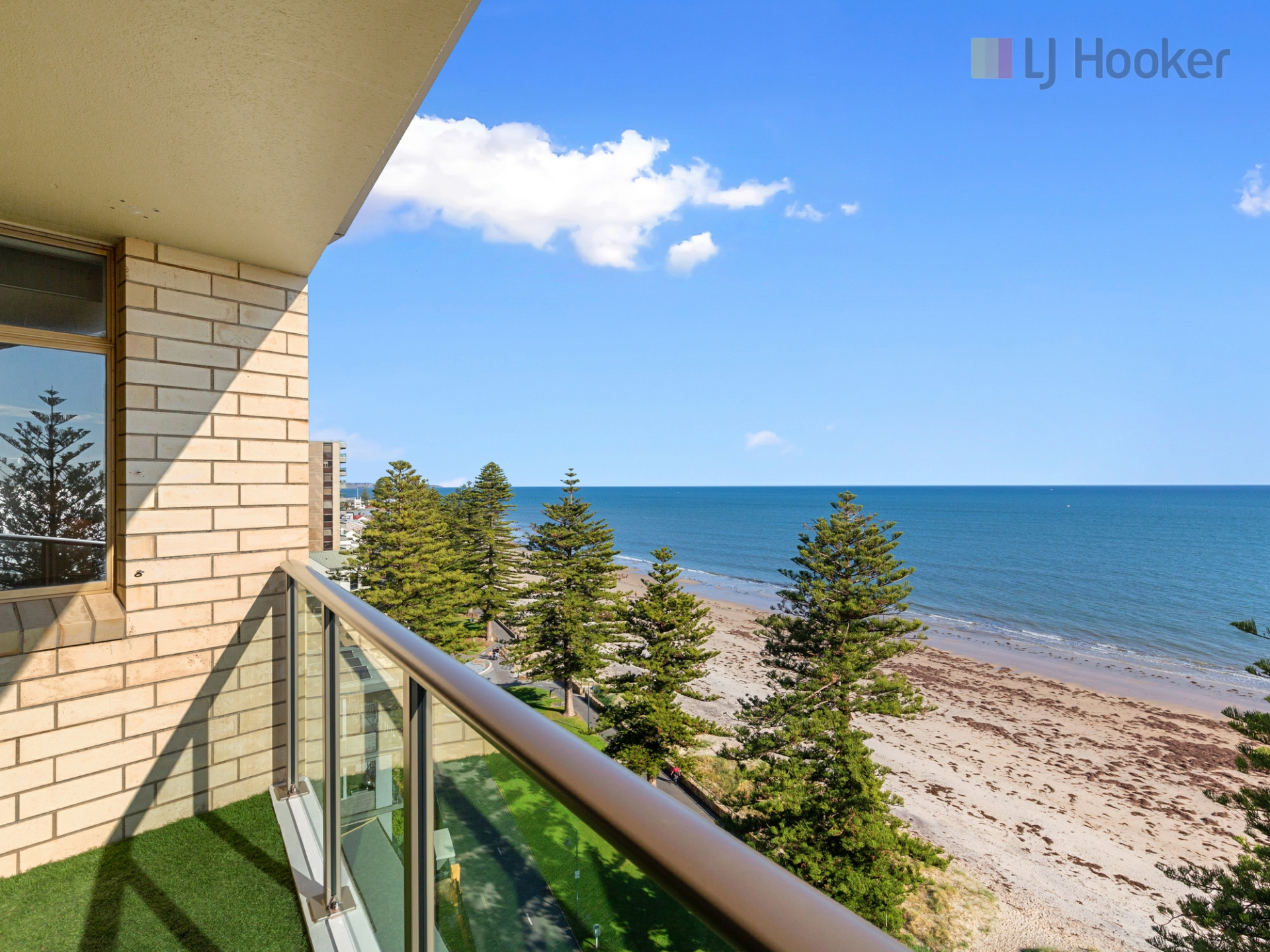 92/13 South Esplanade, GLENELG