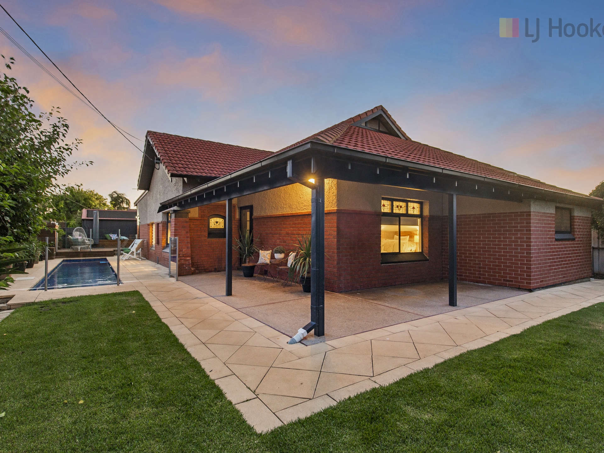 25 Young Street, Seacliff