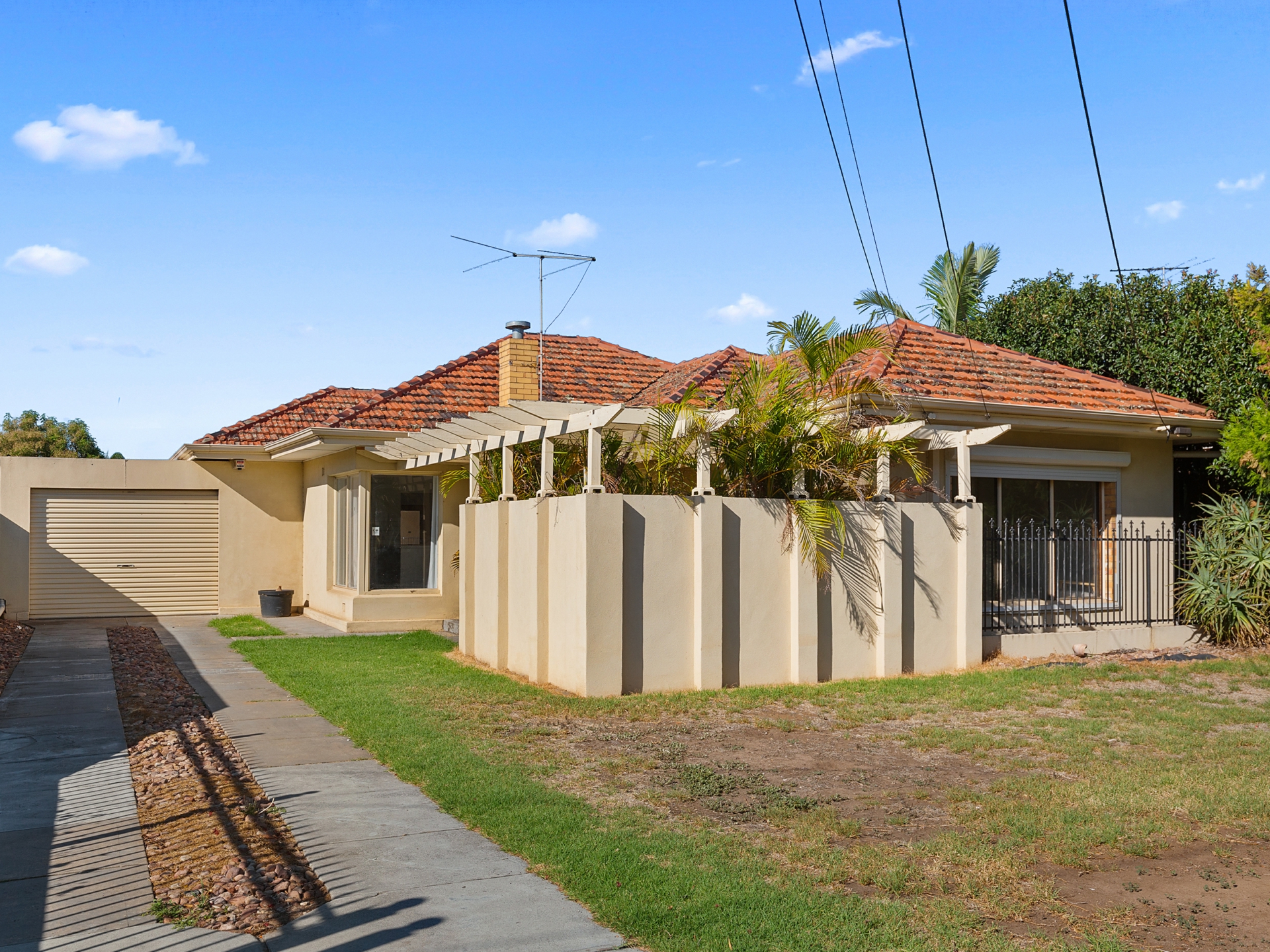 13 Golden Glow Avenue, Underdale