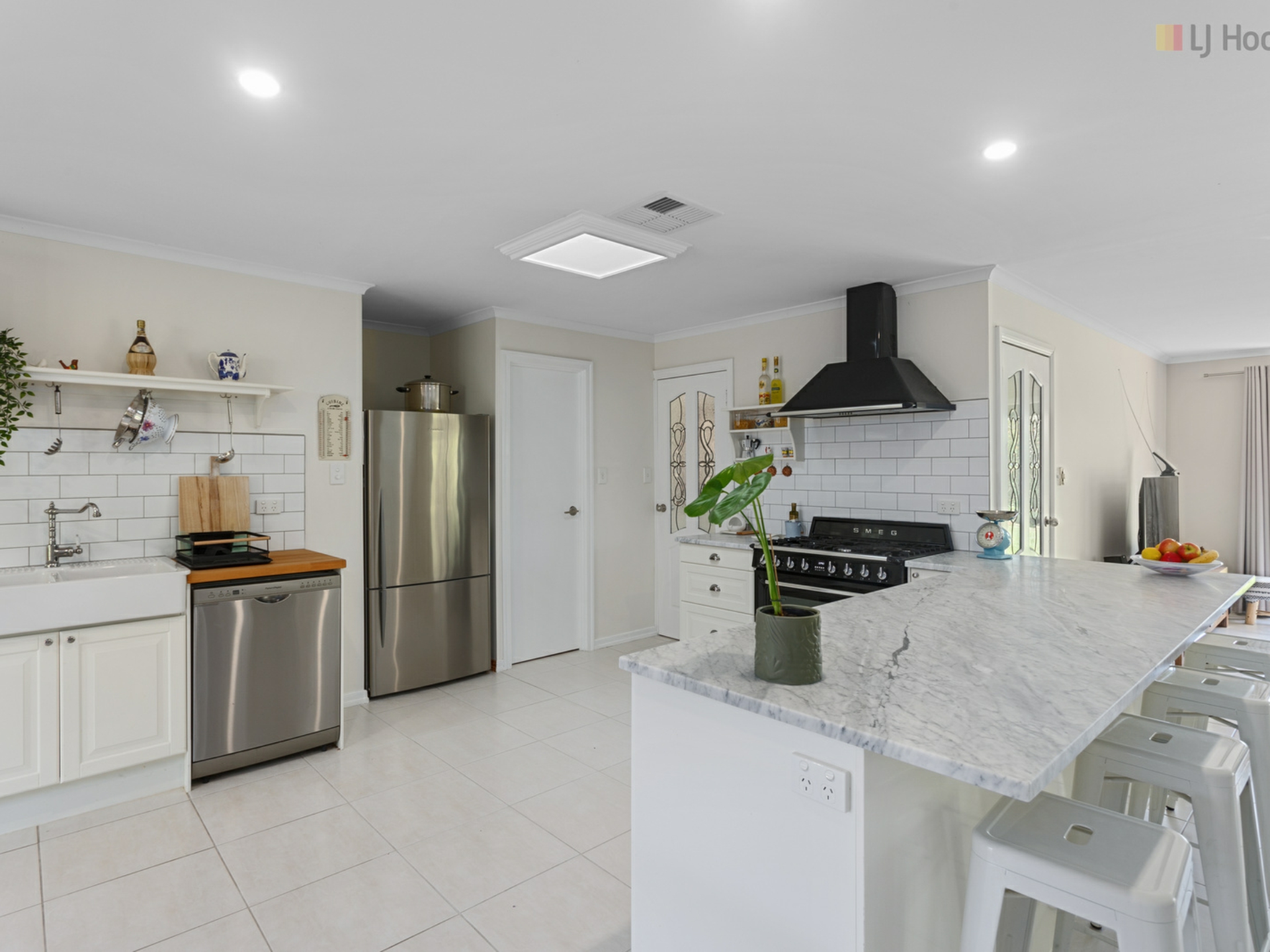 17 Chifley Crescent, TROTT PARK