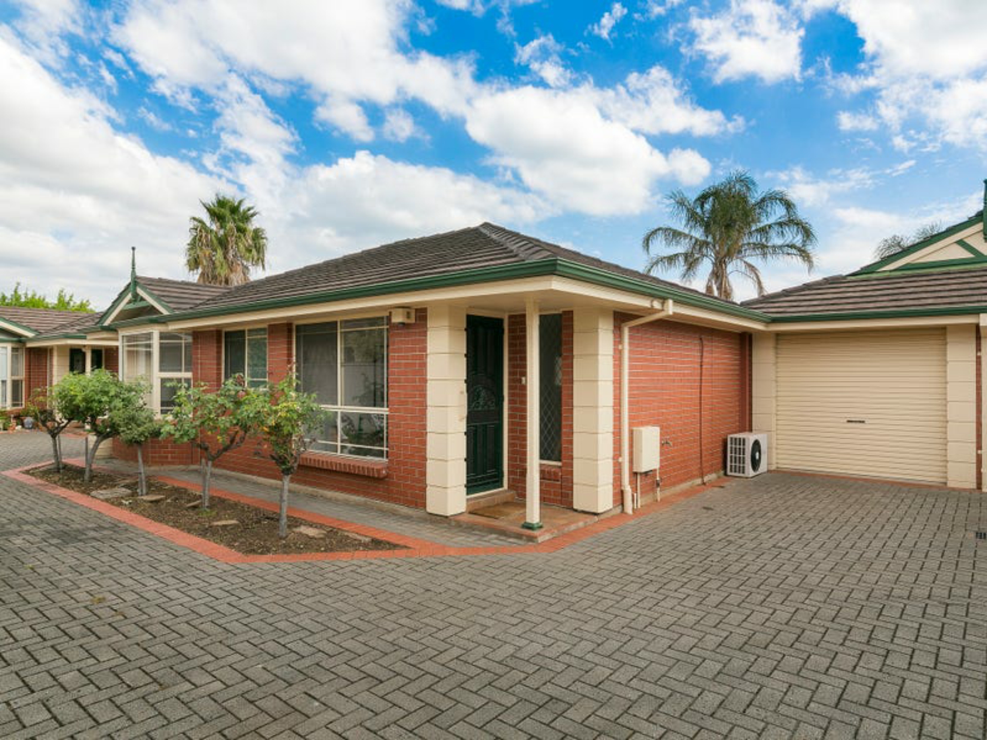 3/15 Dunrobin Road Hove SA