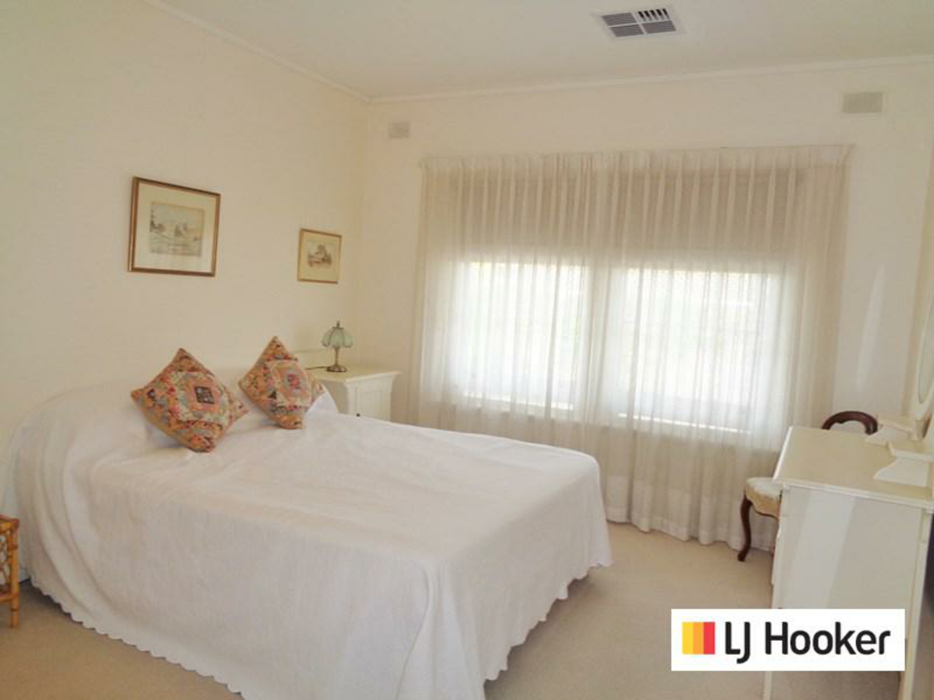 2/27 Oleander Street West, SOUTH BRIGHTON