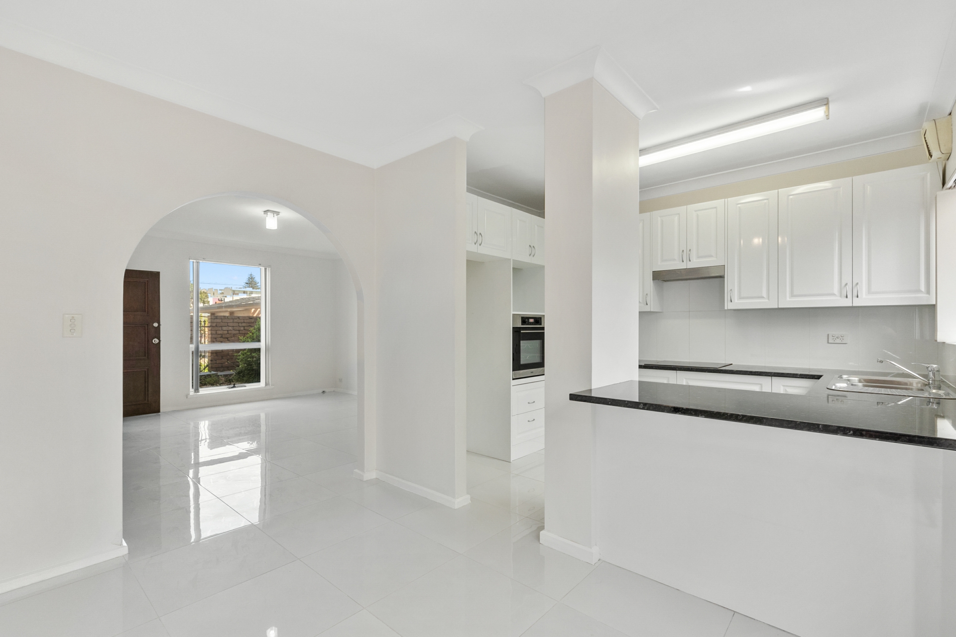 6/16 Moseley Street, GLENELG