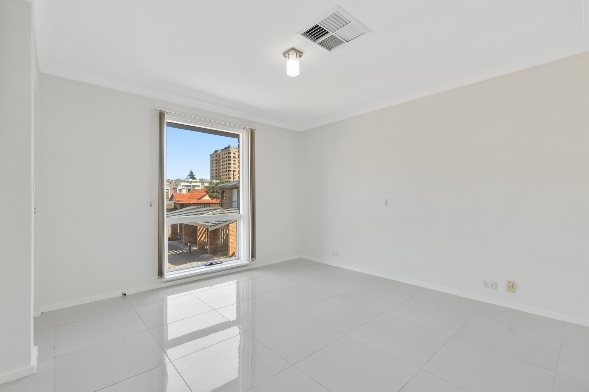 6/16 Moseley Street, GLENELG