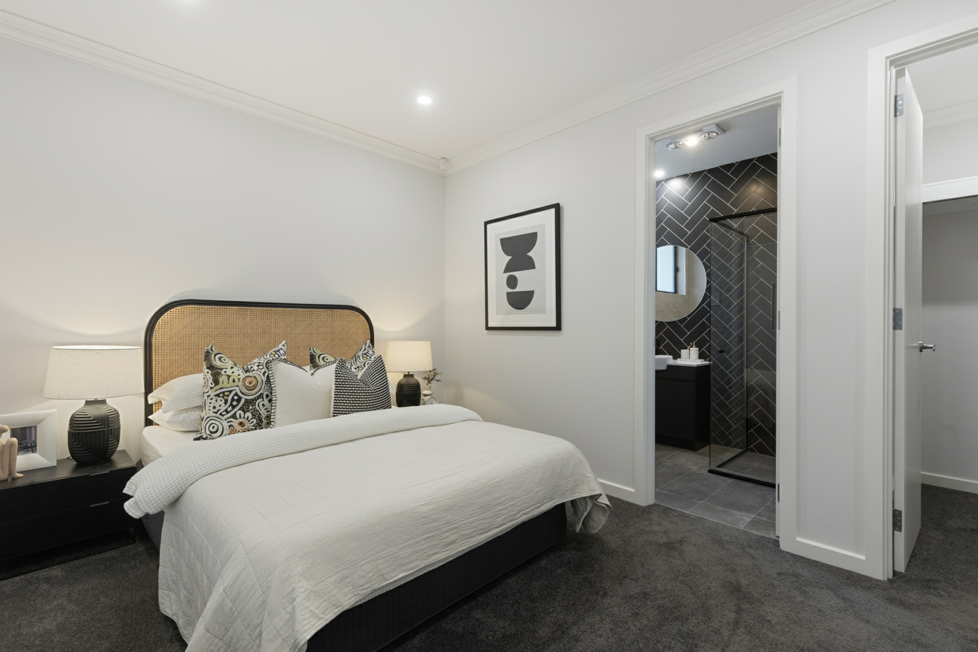 1B Struan Avenue, WARRADALE