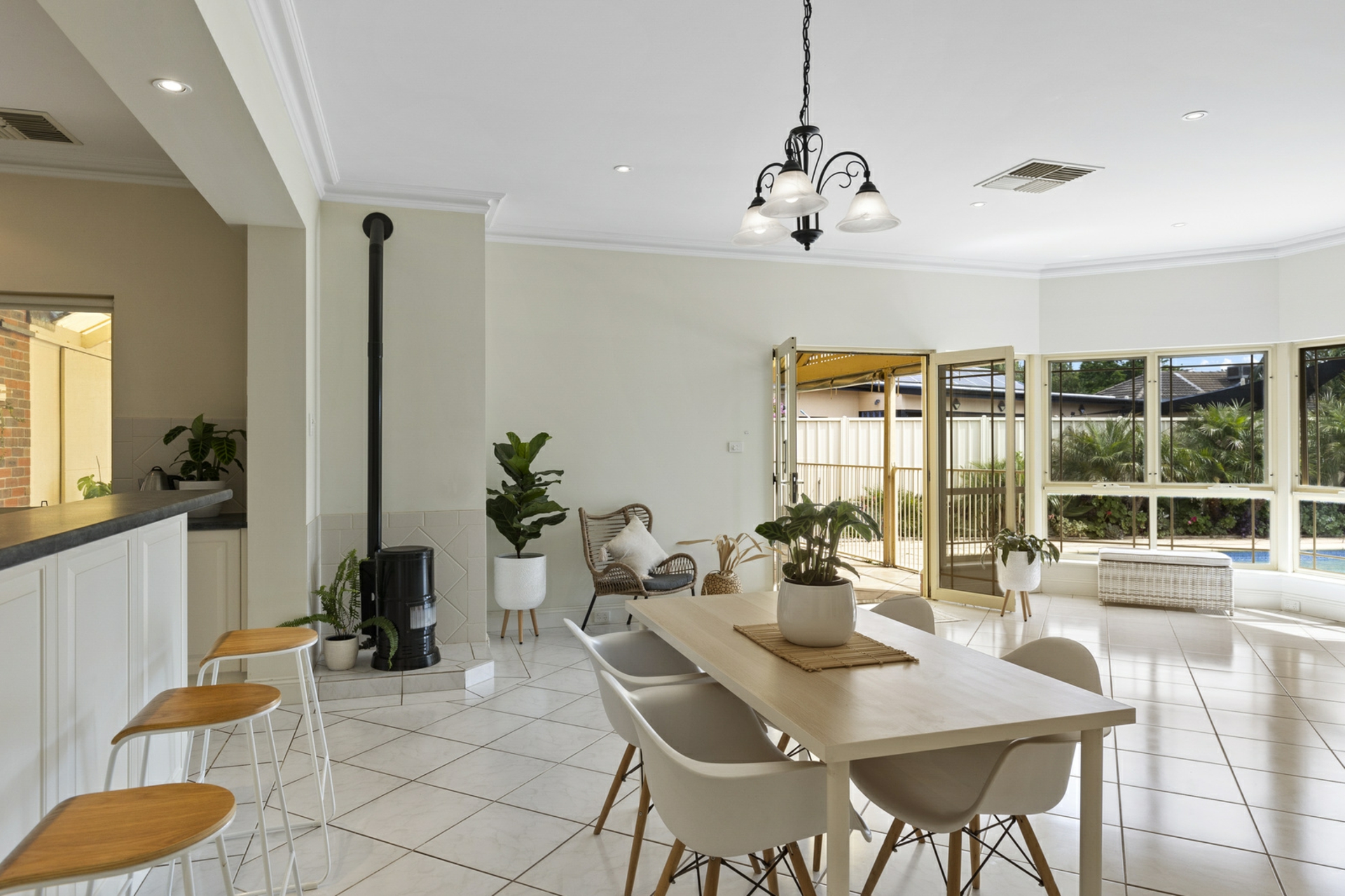 7 St Peters Close, GLENGOWRIE