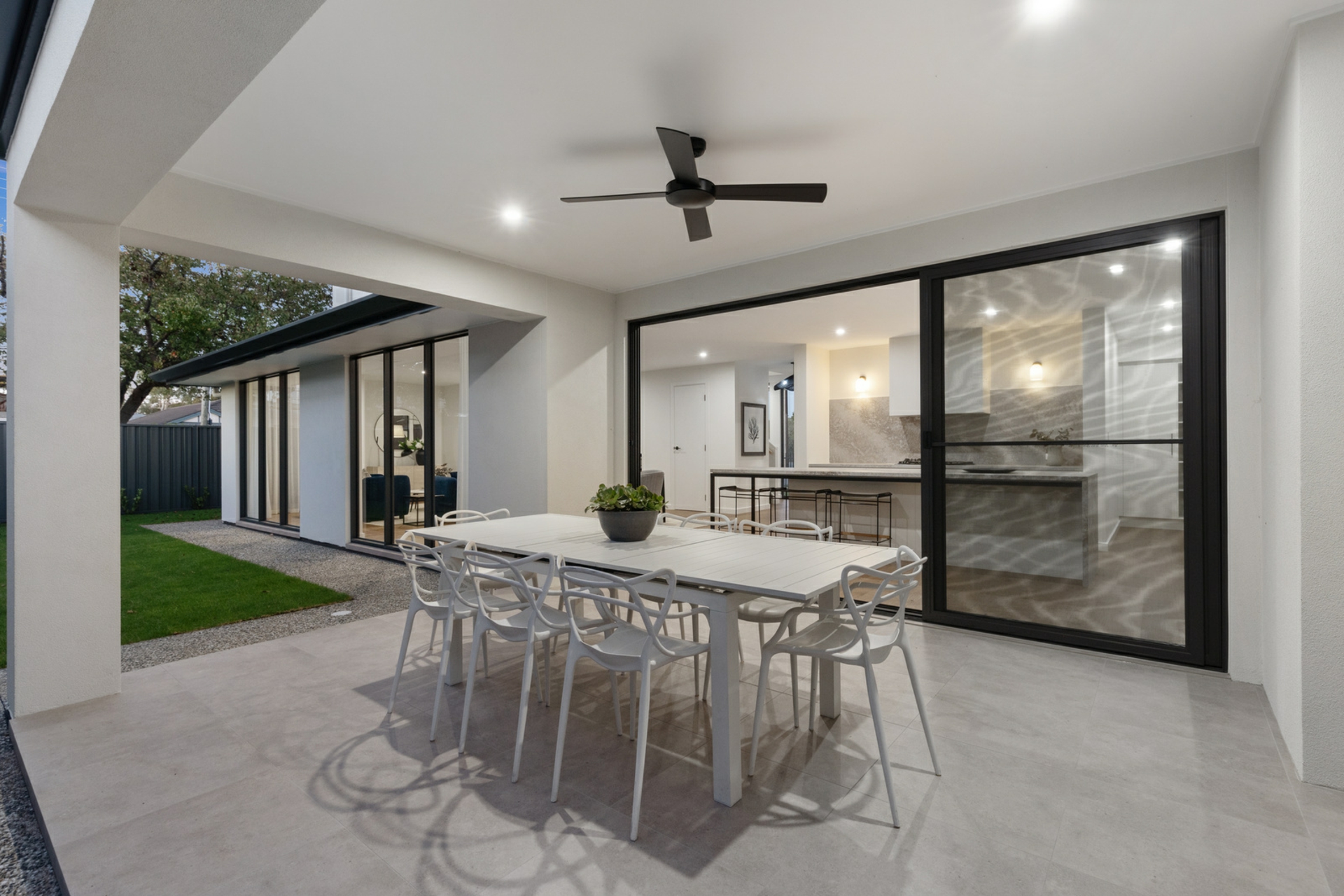 2 St Andrews Crescent, NOVAR GARDENS