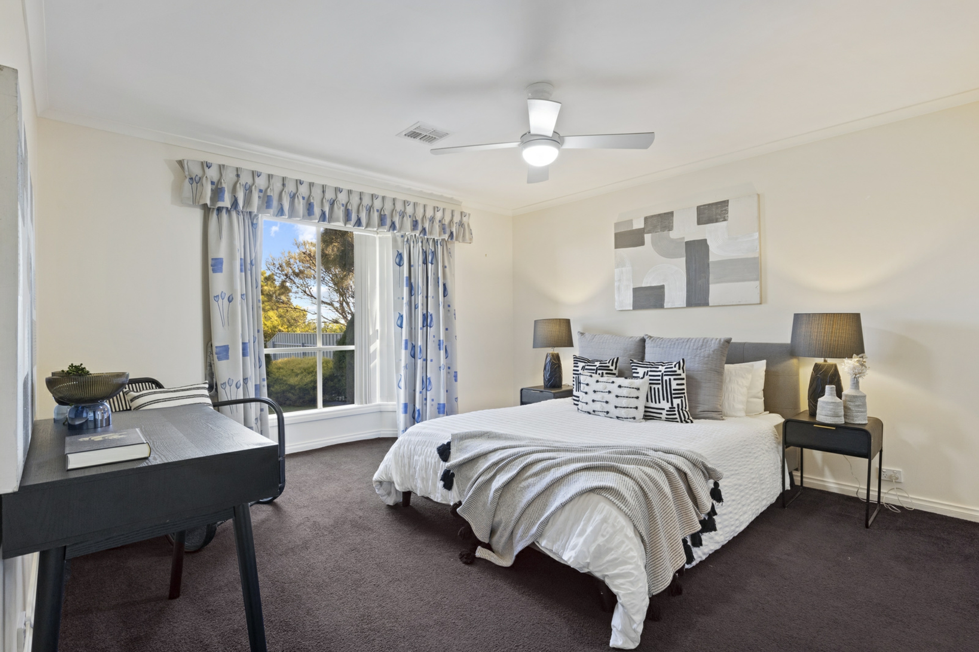 4 Stuart Court, HALLETT COVE