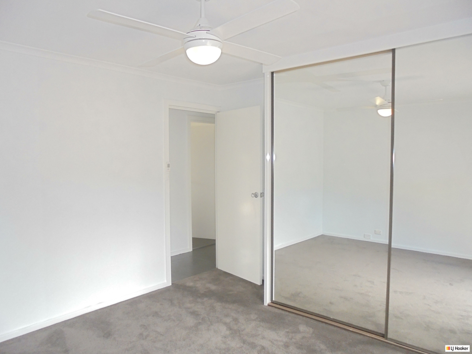 43 Westall Way — photo 8 of 13