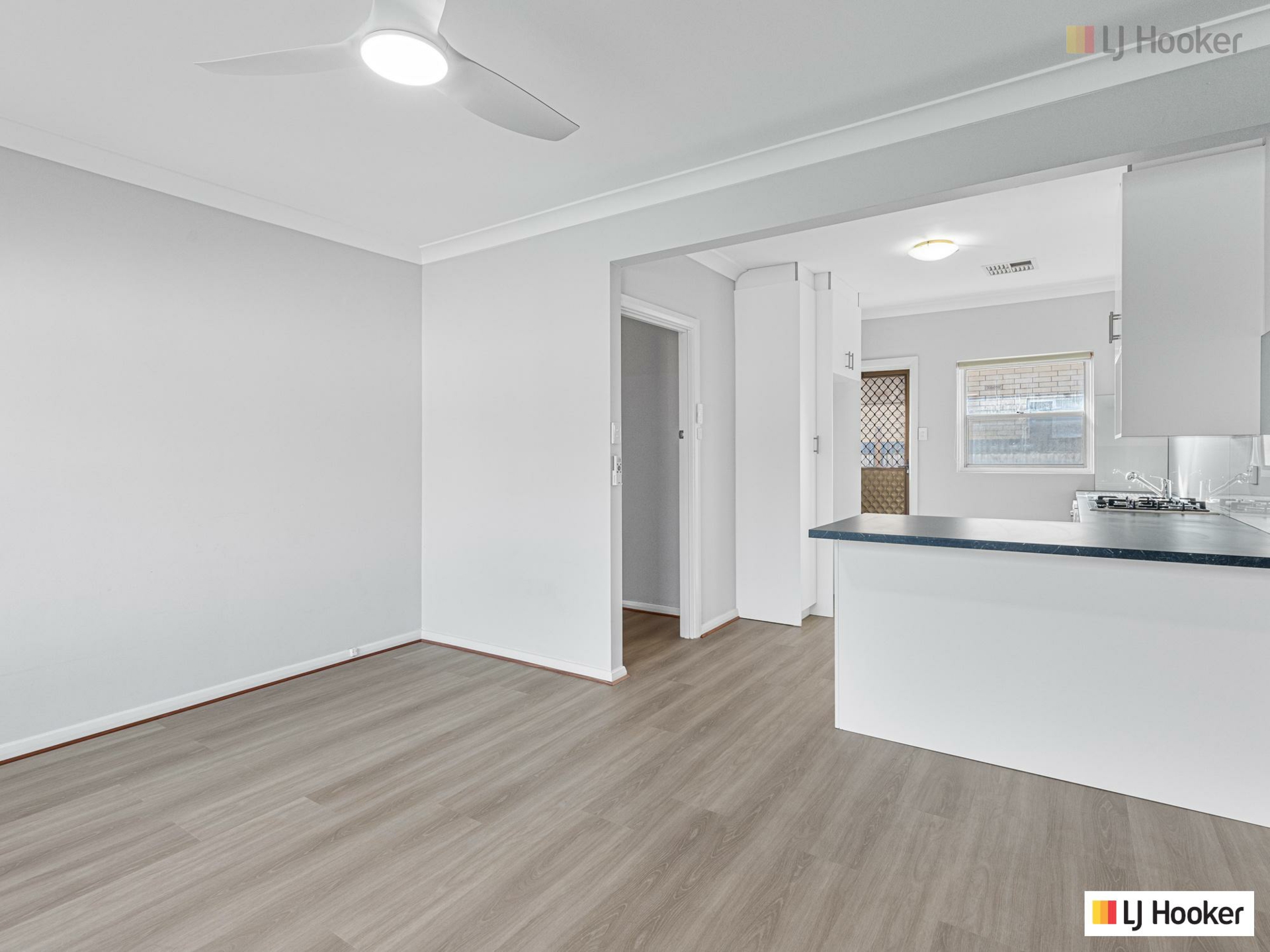 8/12 Crozier Terrace, OAKLANDS PARK