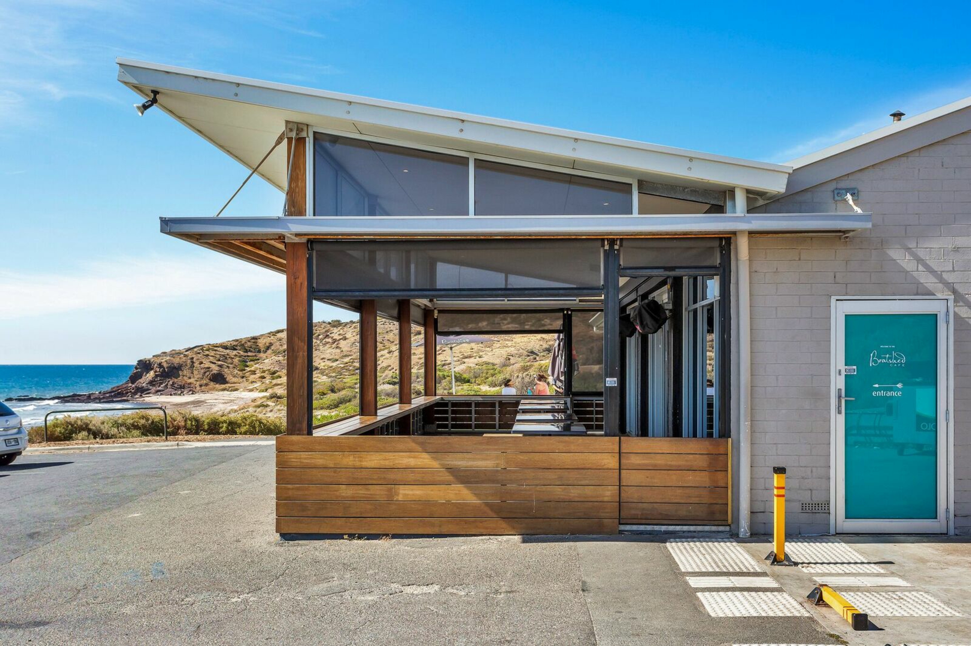 12 Columbia Crescent, HALLETT COVE
