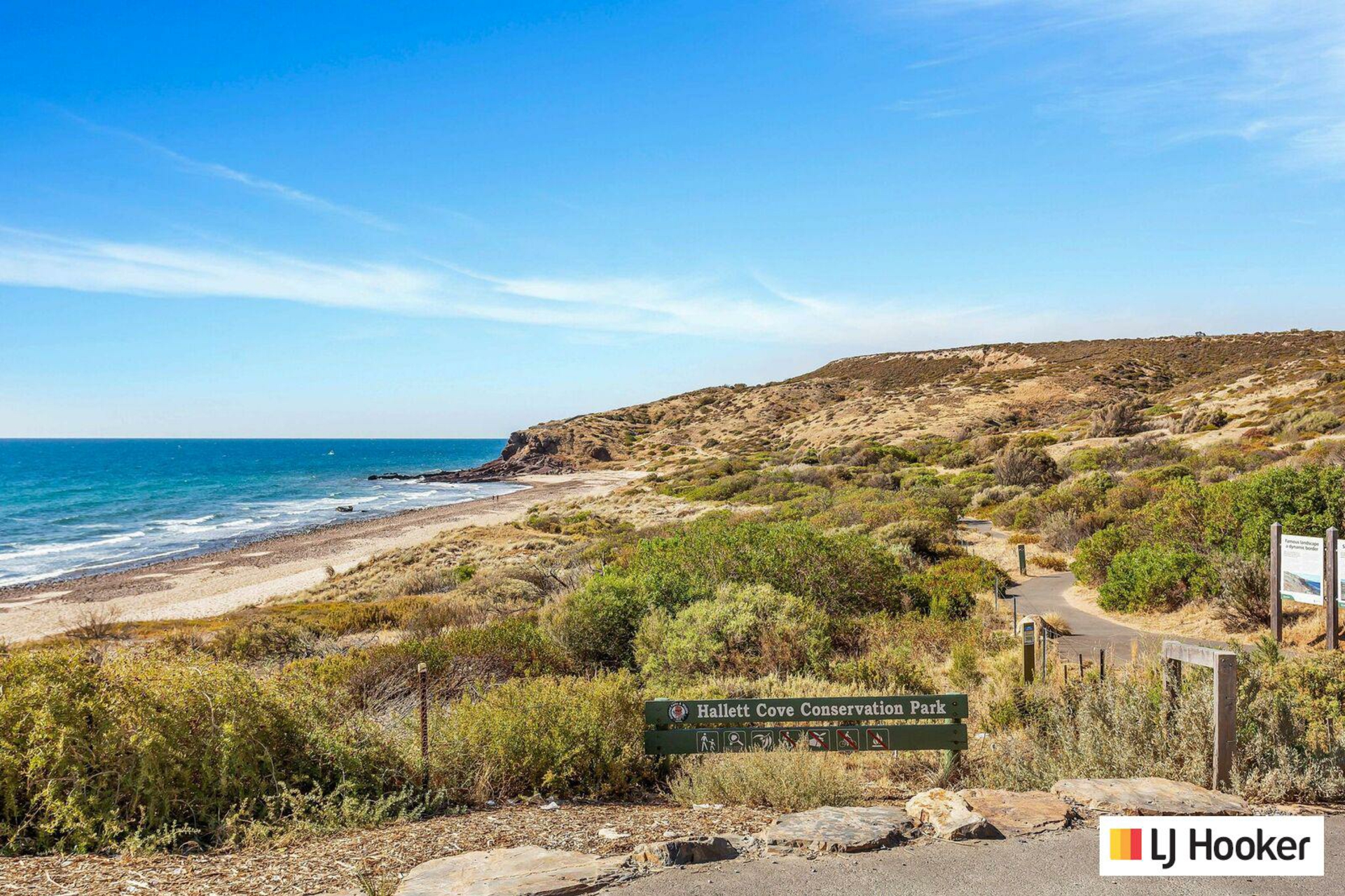 12 Columbia Crescent, HALLETT COVE
