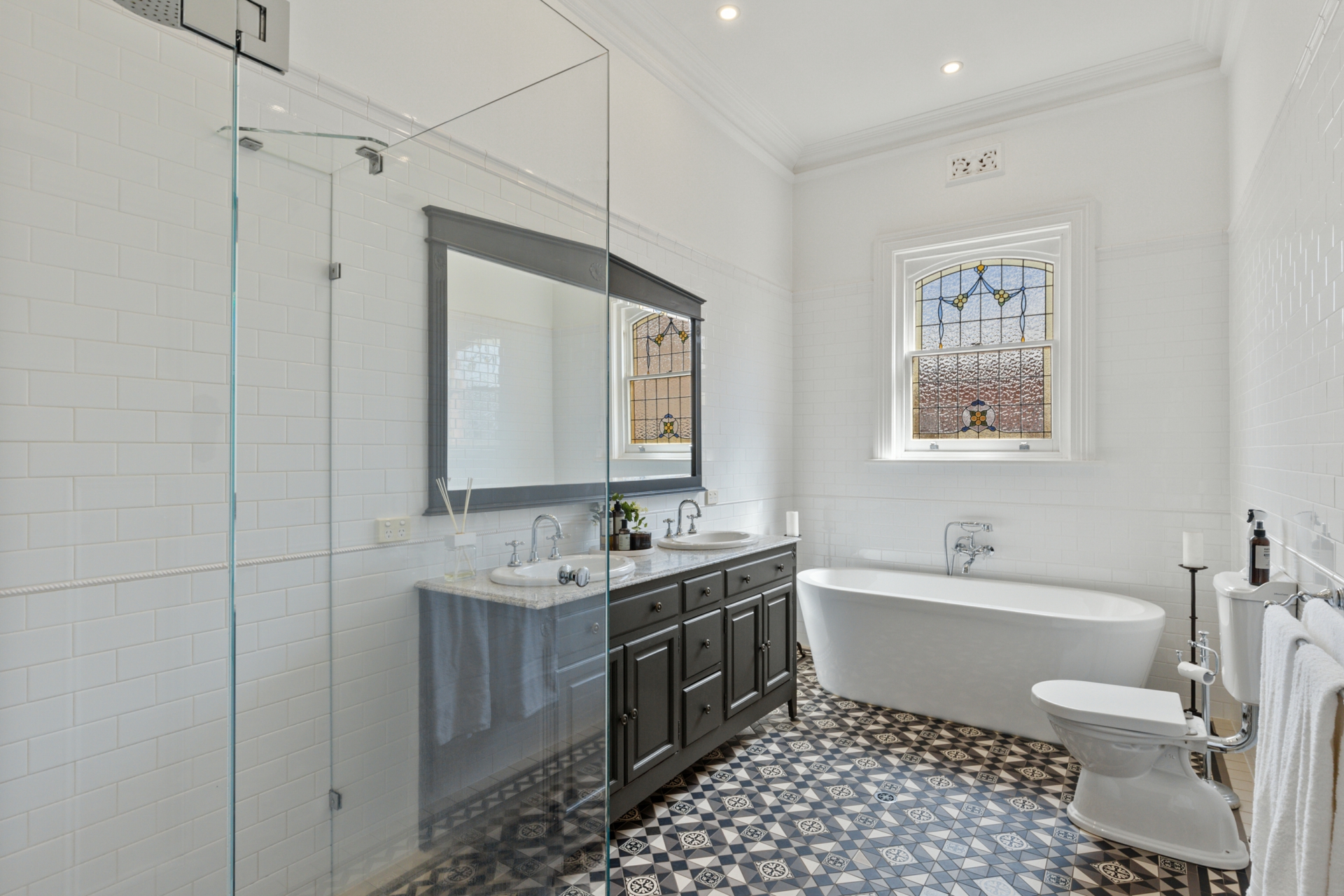 62 Second Avenue, FORESTVILLE