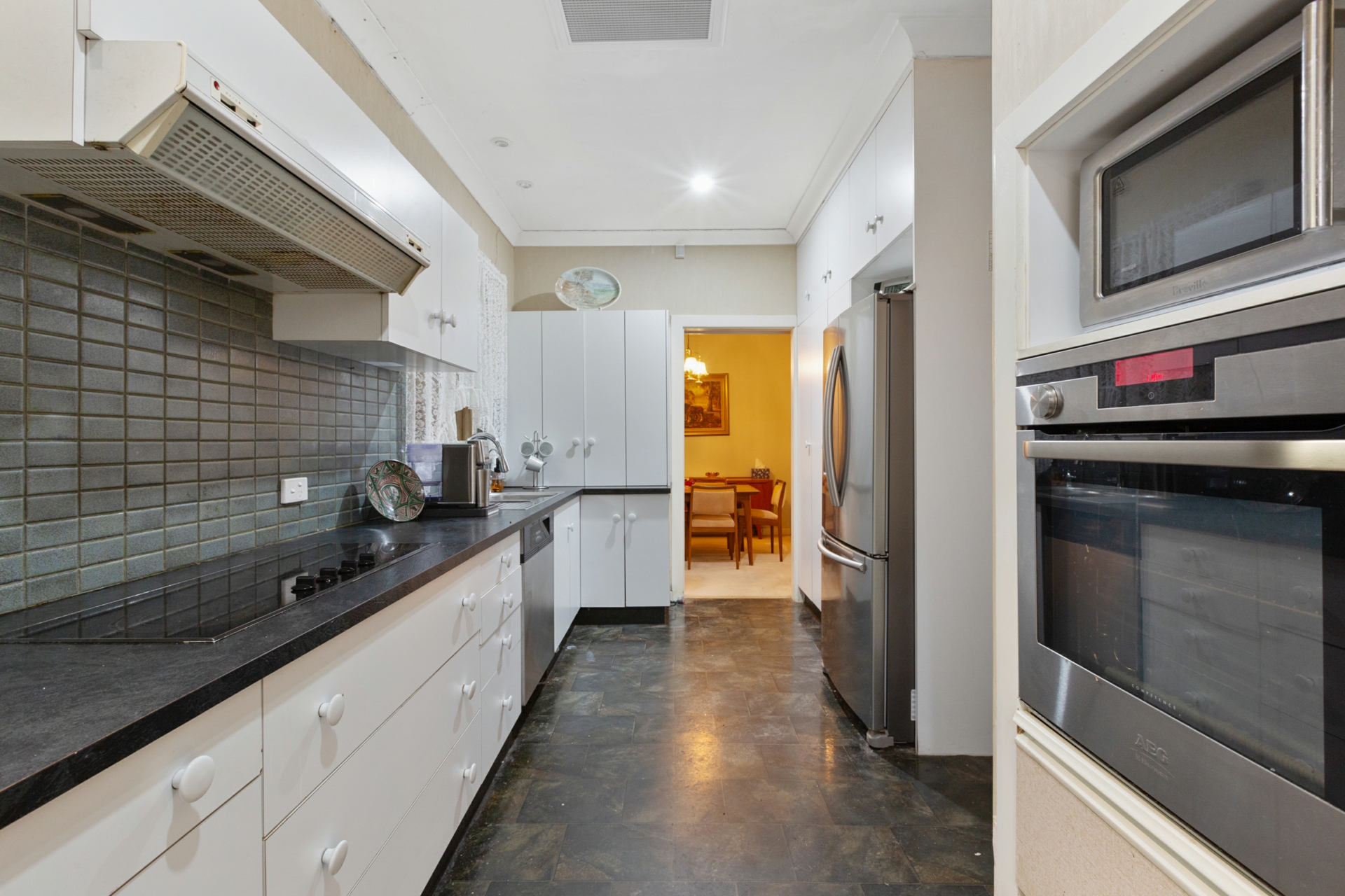 24 Elese Avenue, CAMPBELLTOWN