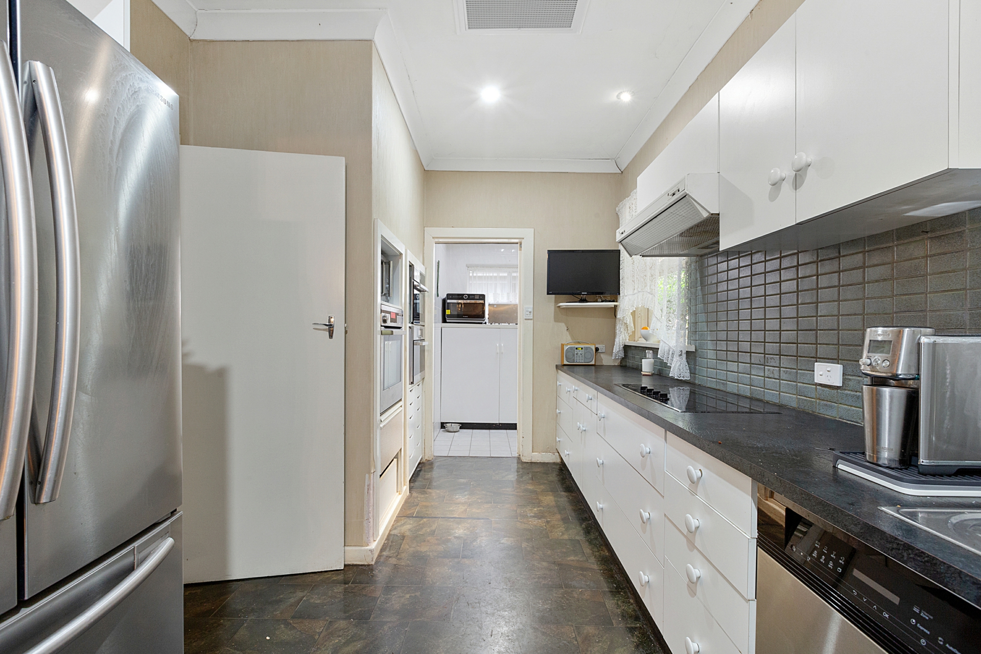 24 Elese Avenue, CAMPBELLTOWN