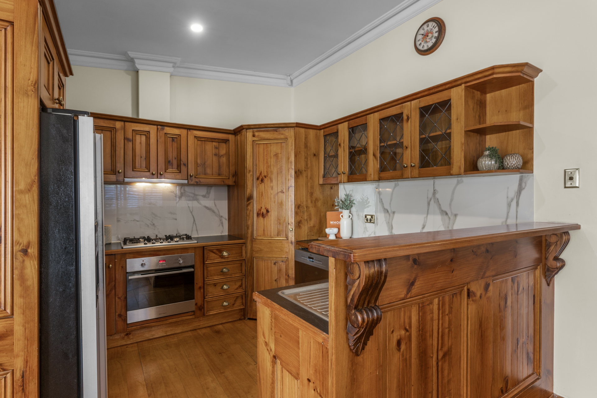 76 Cliff Street, GLENGOWRIE