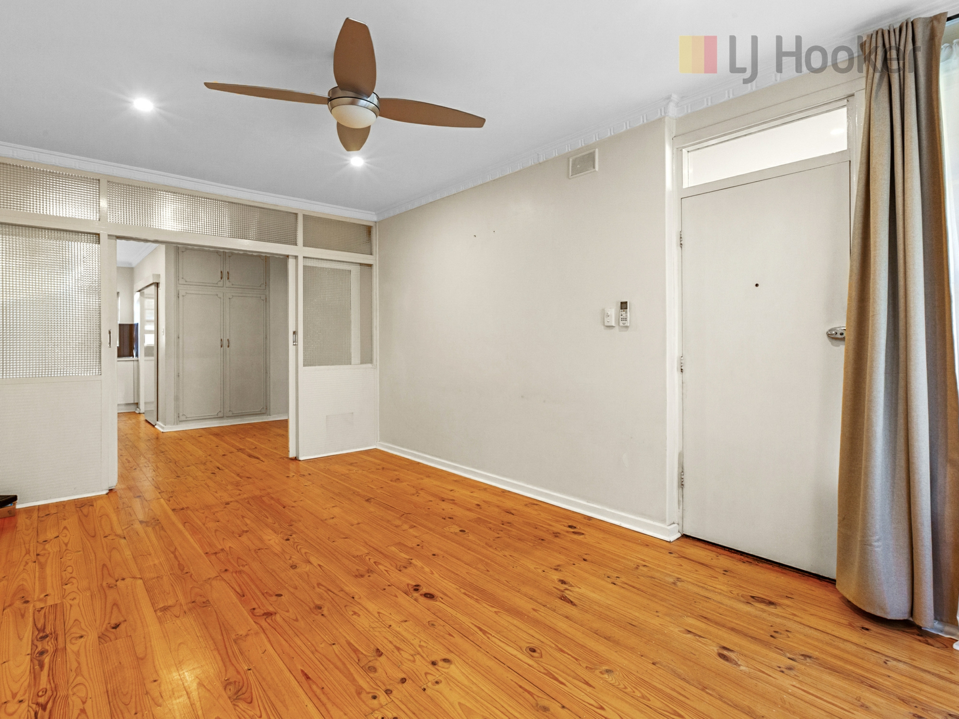 2/2 Strathmore Terrace, BRIGHTON