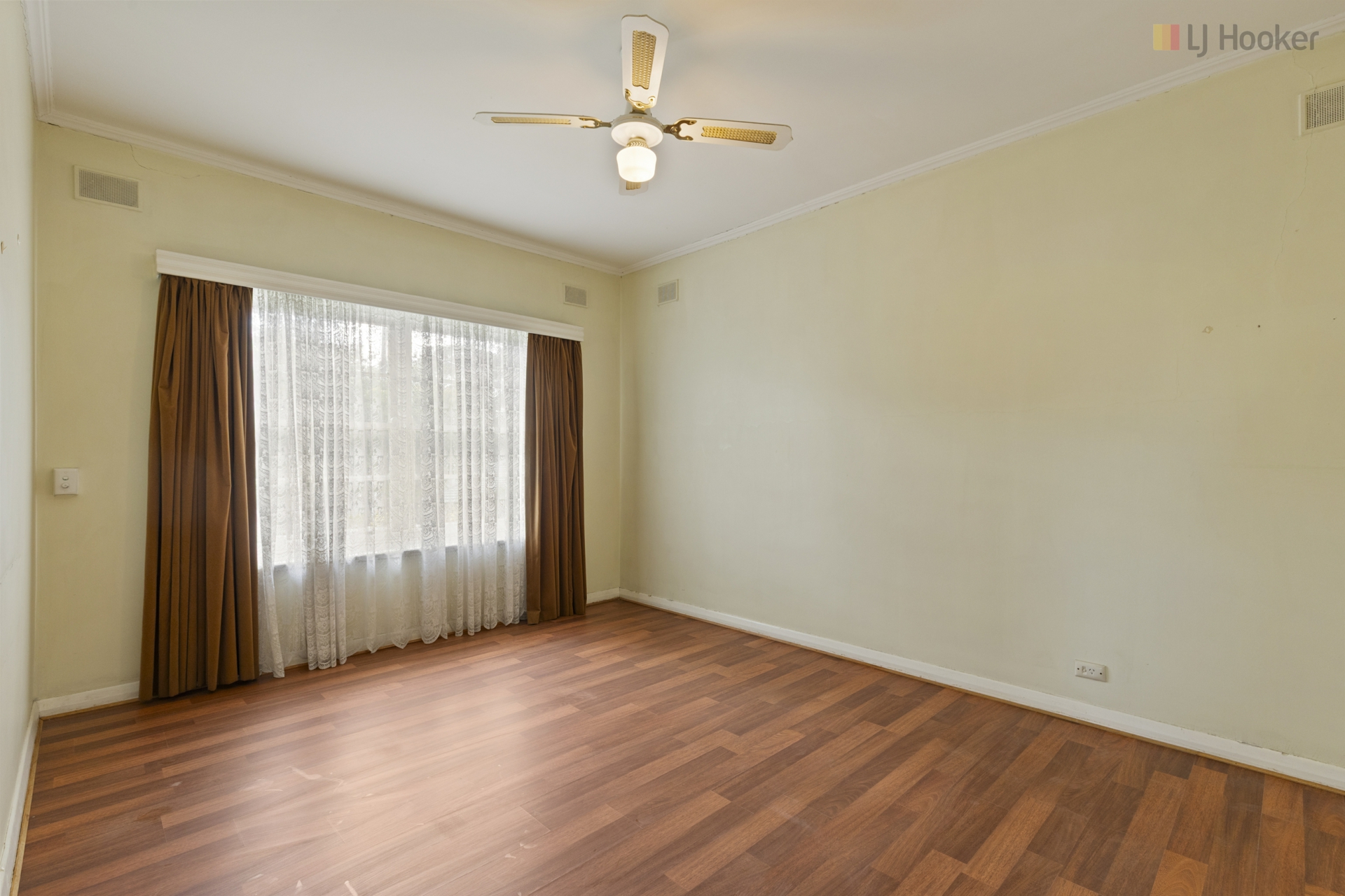 2 Cameron Avenue, DARLINGTON