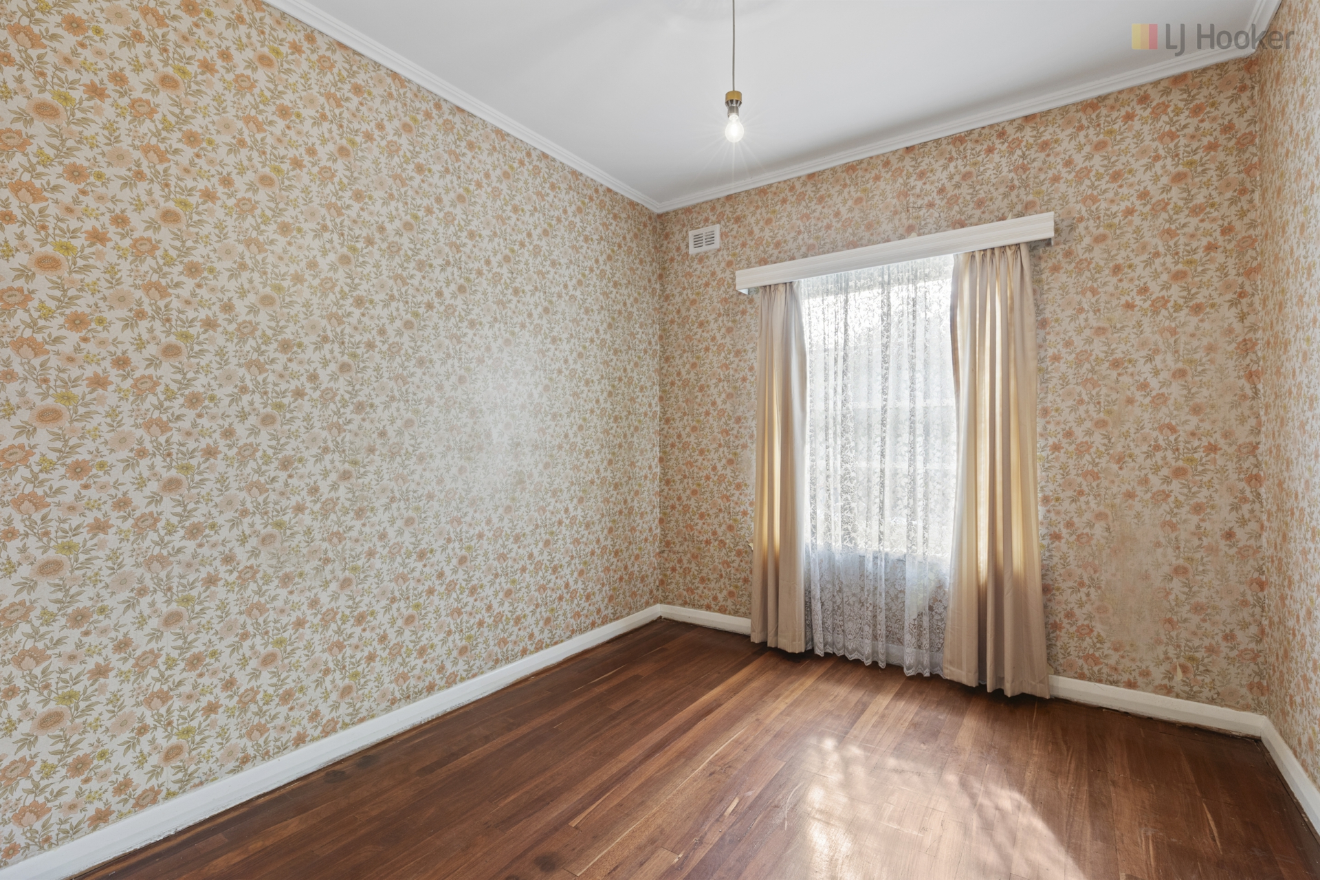 2 Cameron Avenue, DARLINGTON