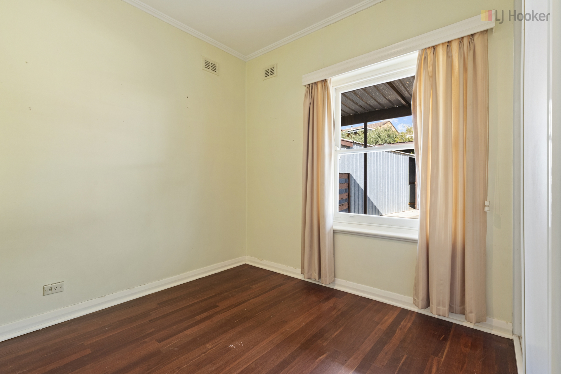 2 Cameron Avenue, DARLINGTON