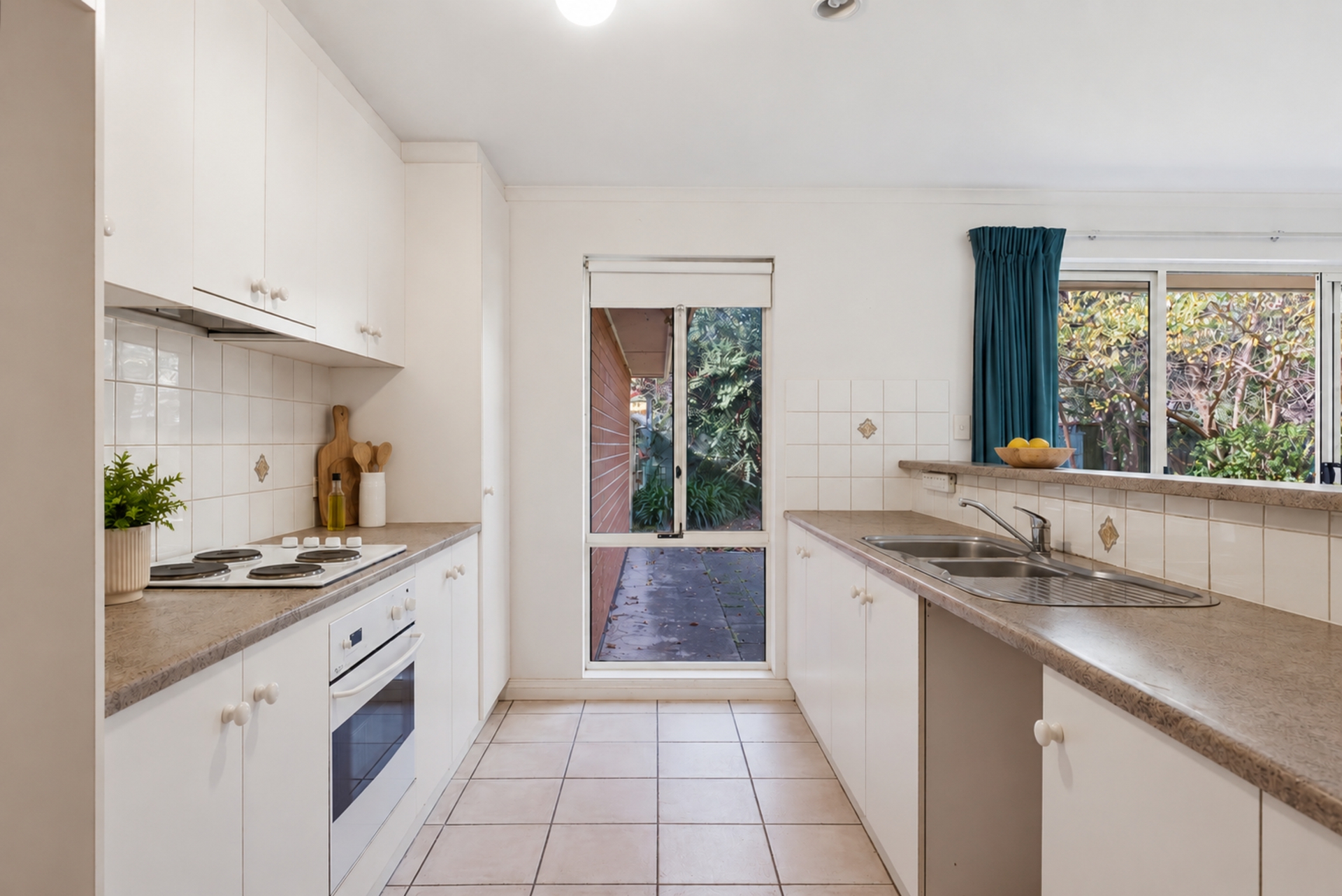 23 Brigalow Avenue — photo 4 of 15