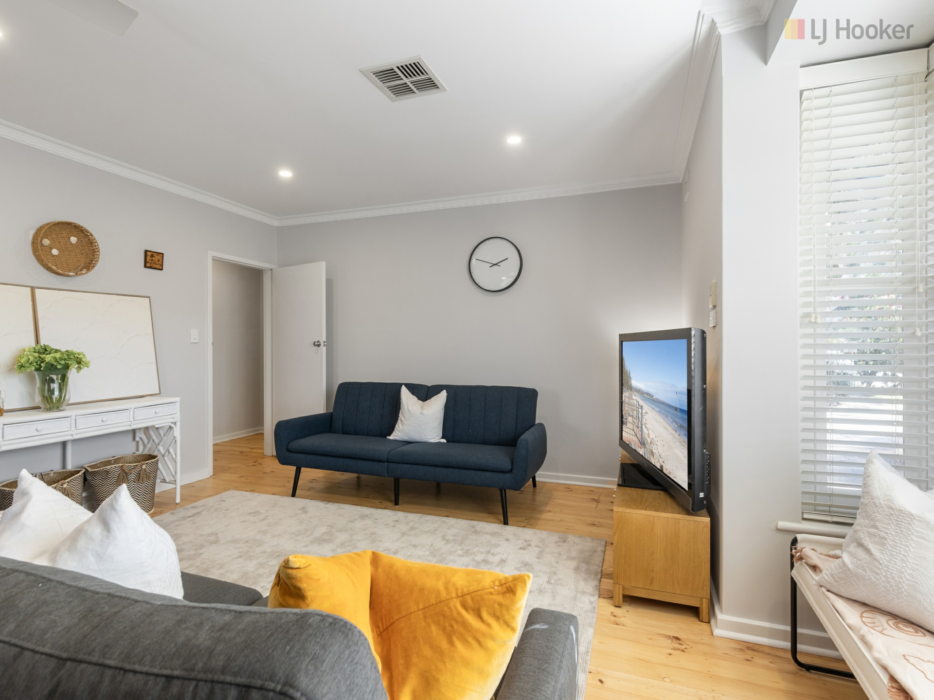 11 Alfreda Street — photo 6 of 18