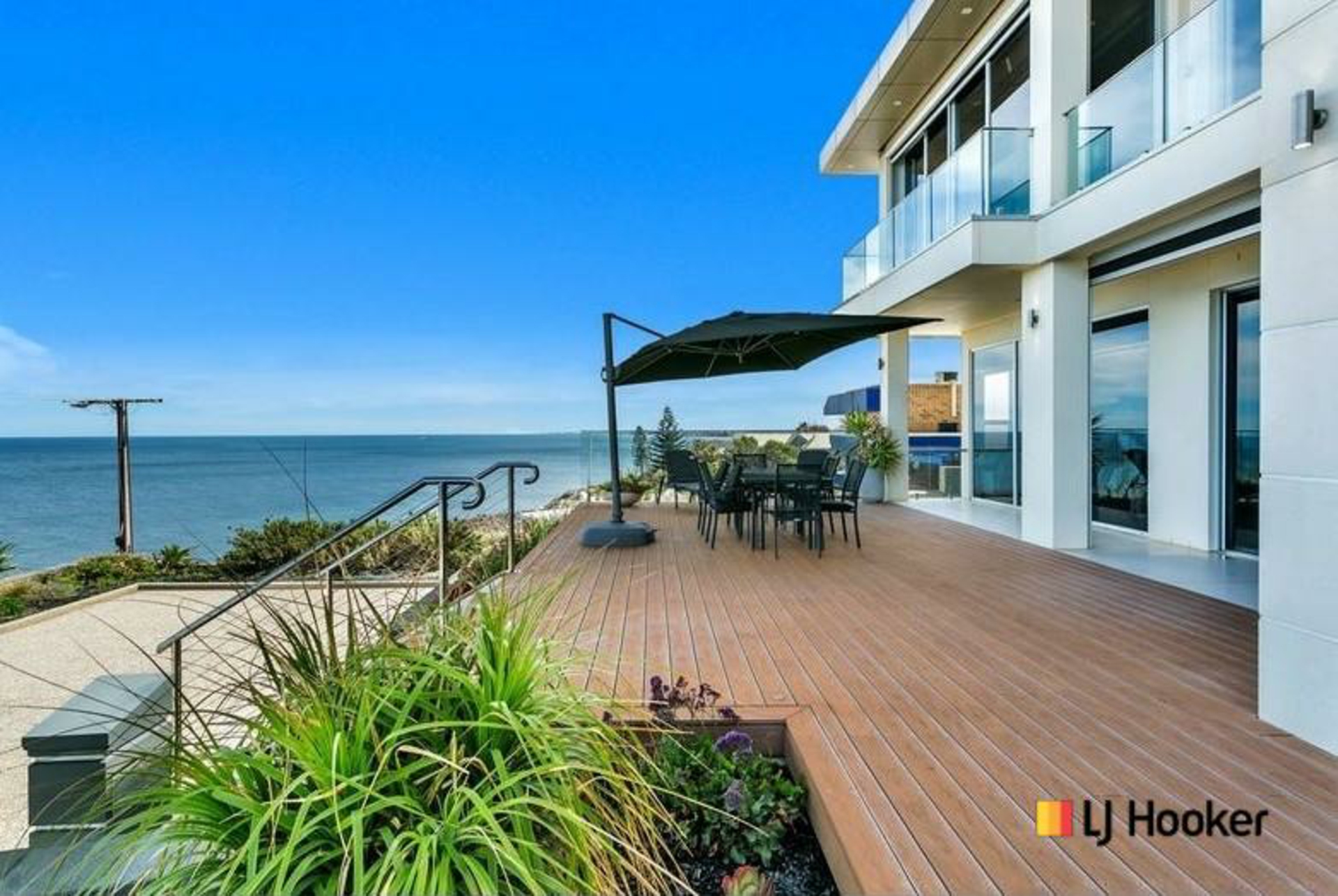 2 Marine Parade — photo 2 of 10
