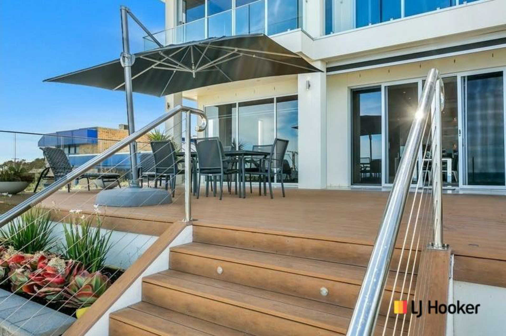 2 Marine Parade — photo 10 of 10