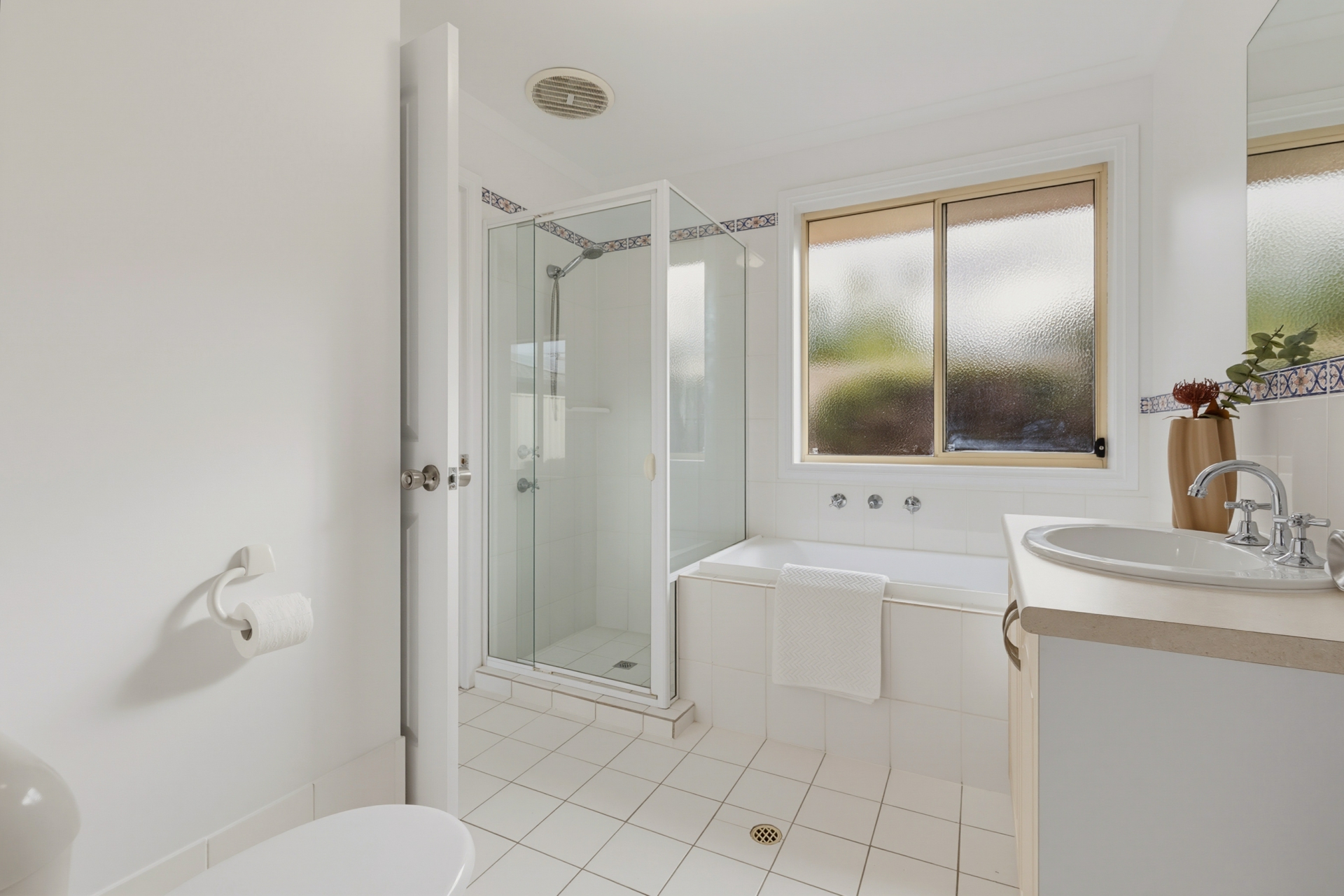 10B Finchley Street — photo 10 of 16