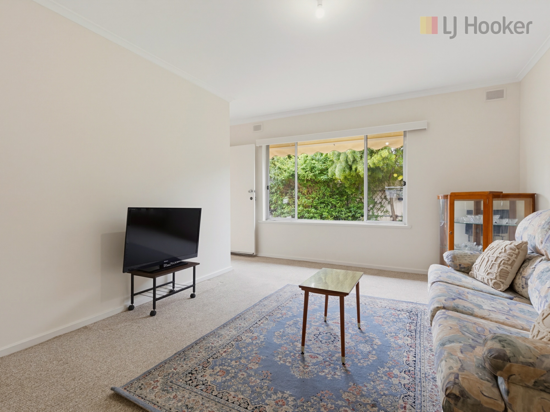 4/2 Hazel Street — photo 3 of 12