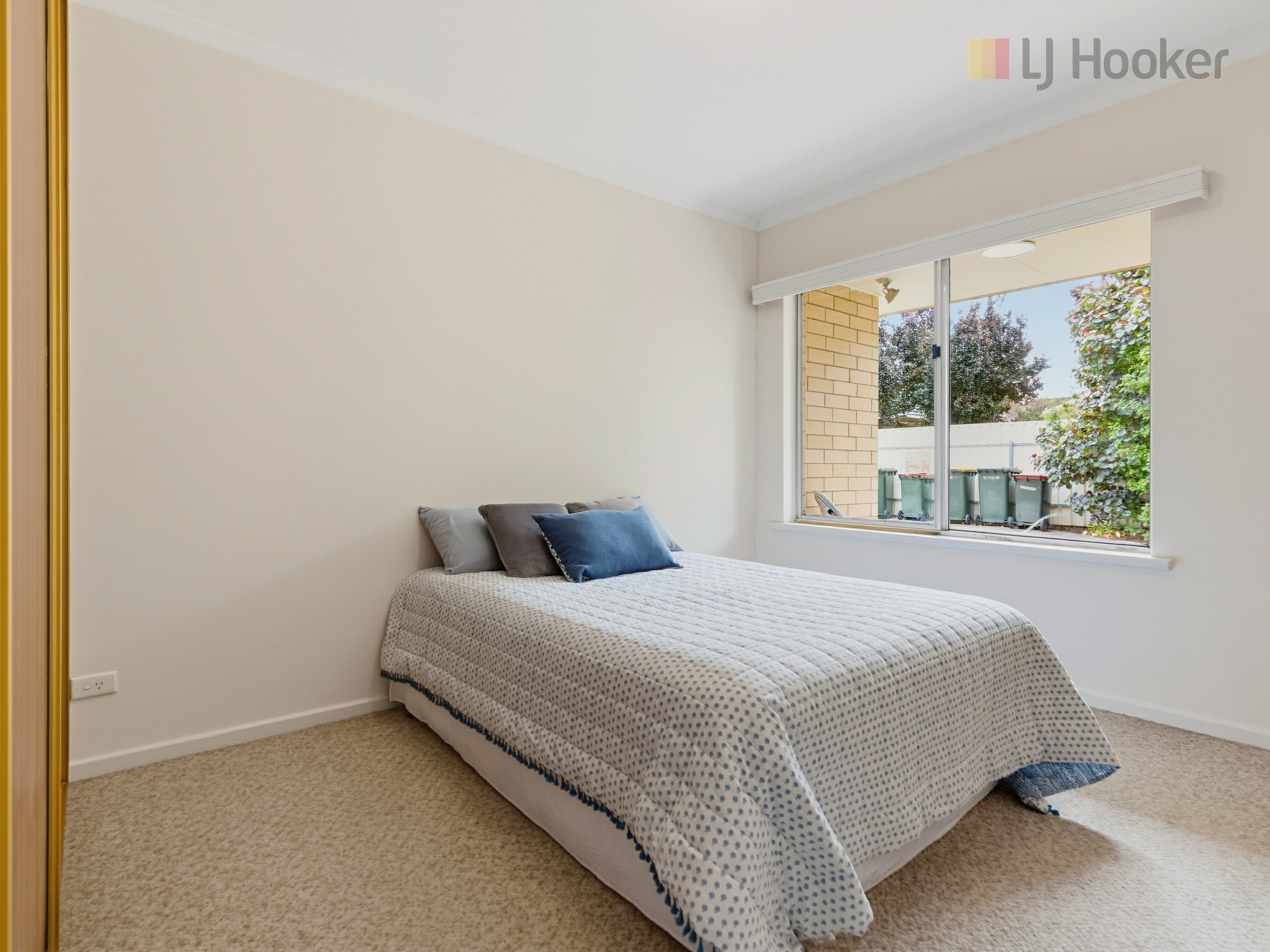 4/2 Hazel Street — photo 8 of 12
