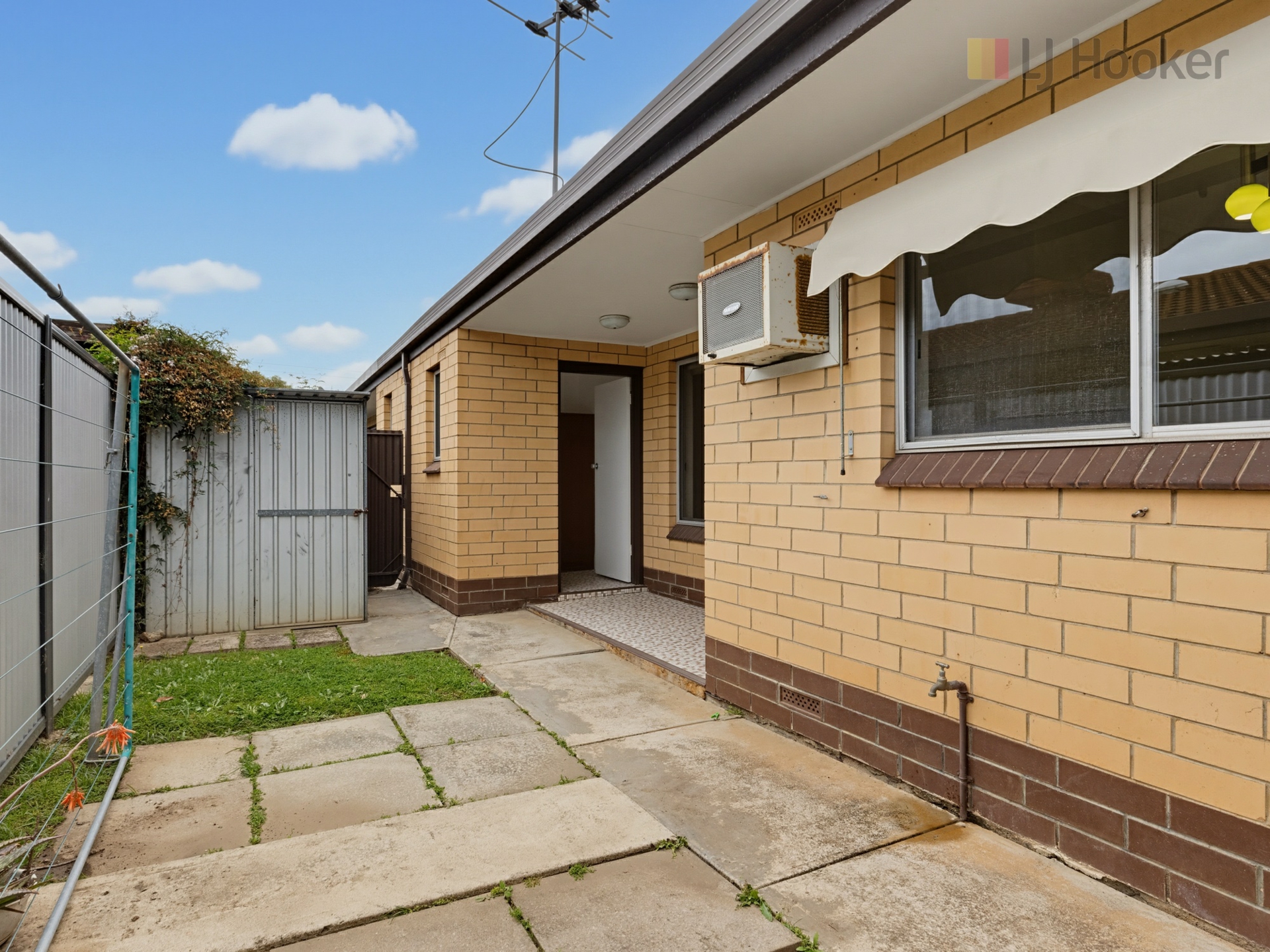 4/2 Hazel Street — photo 12 of 12