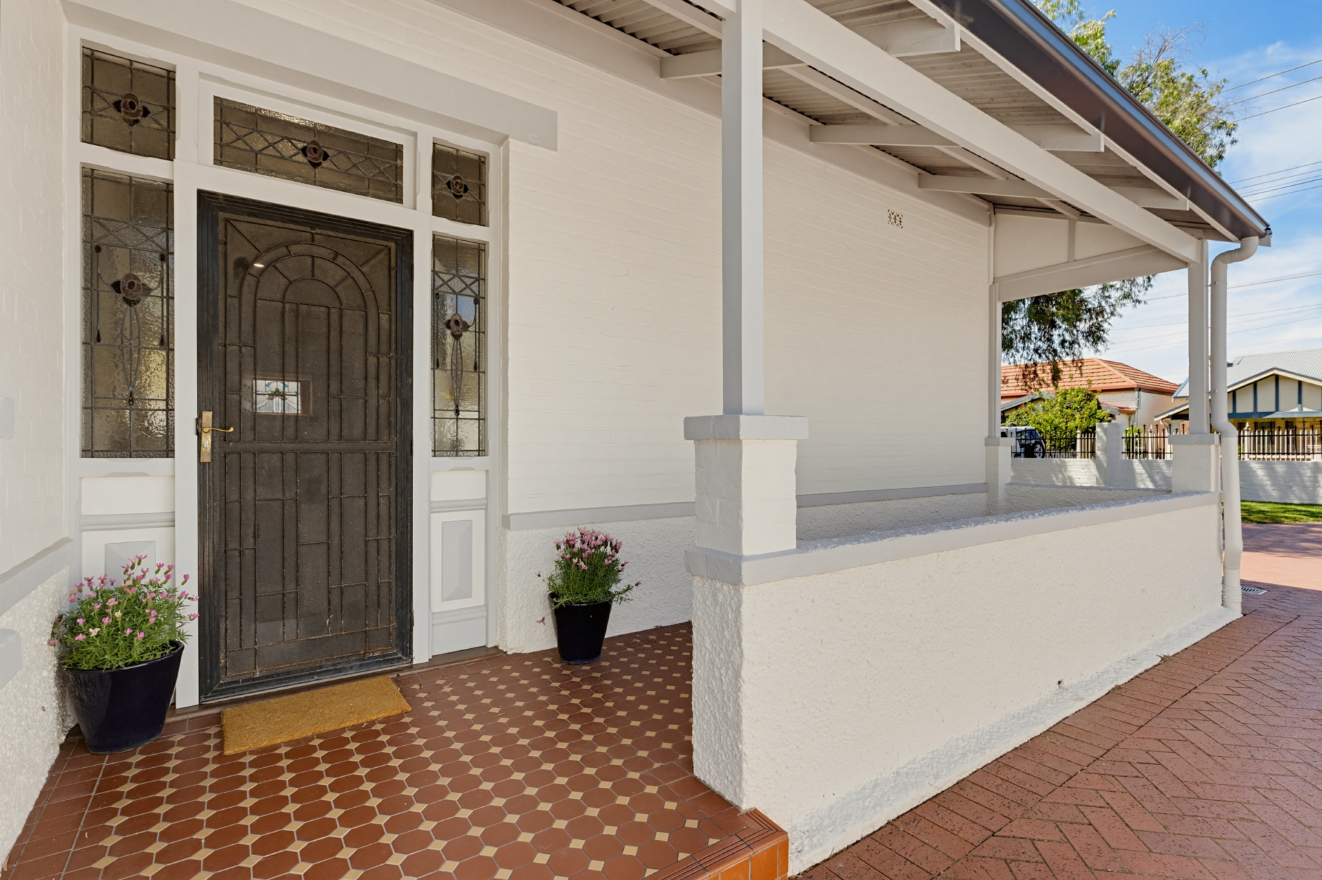 53 Alison Street — photo 2 of 20