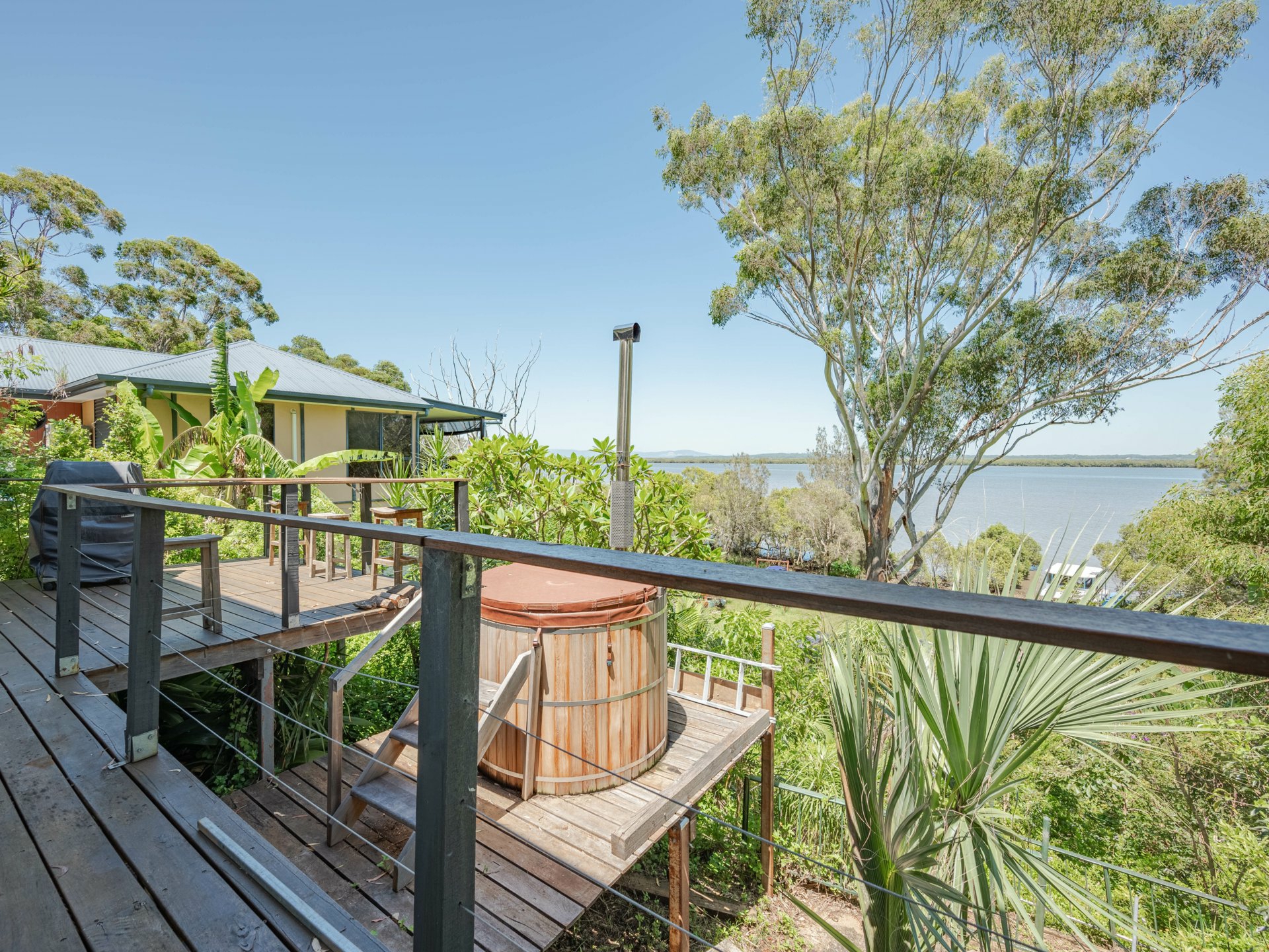 76 Deenya Pde, Russell Island