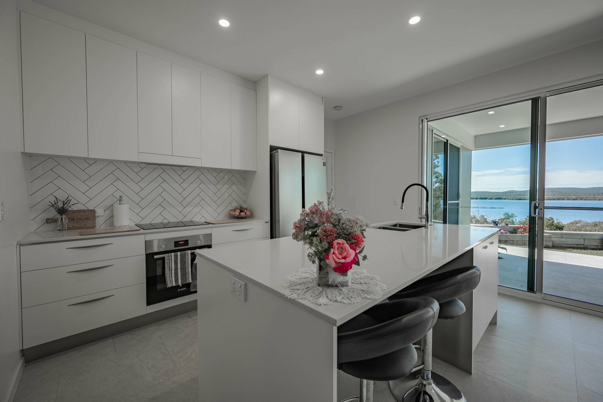 17 Bay Dve, RUSSELL ISLAND