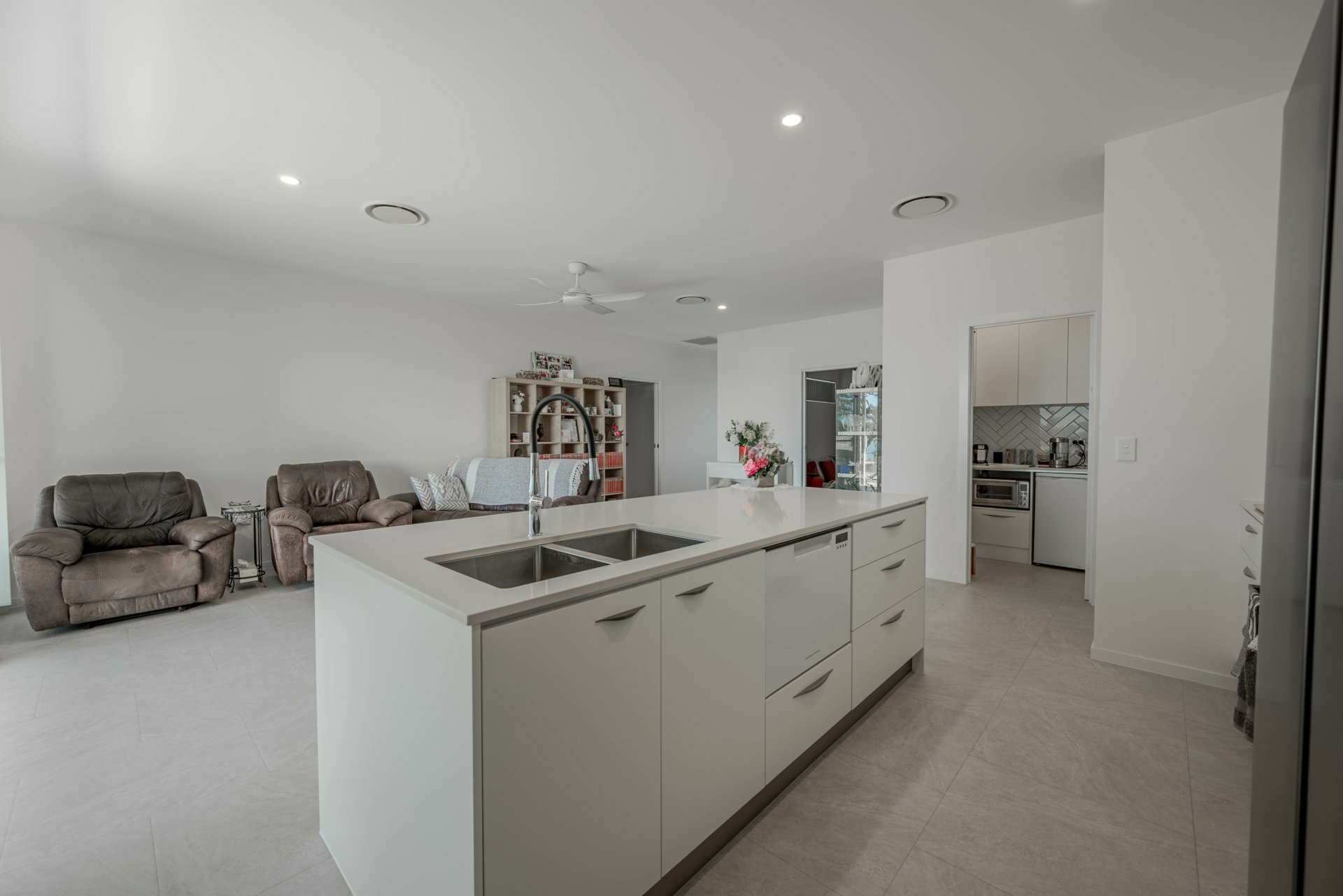 17 Bay Dve, RUSSELL ISLAND