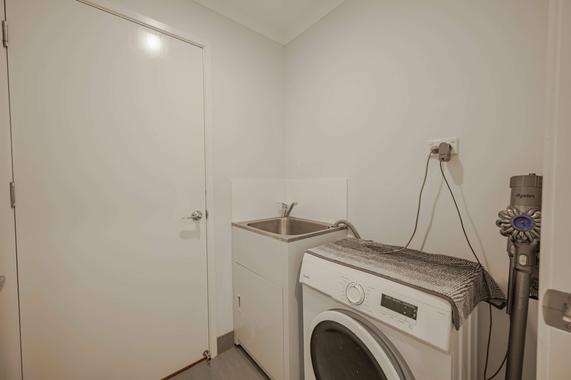 4 Vista St, RUSSELL ISLAND