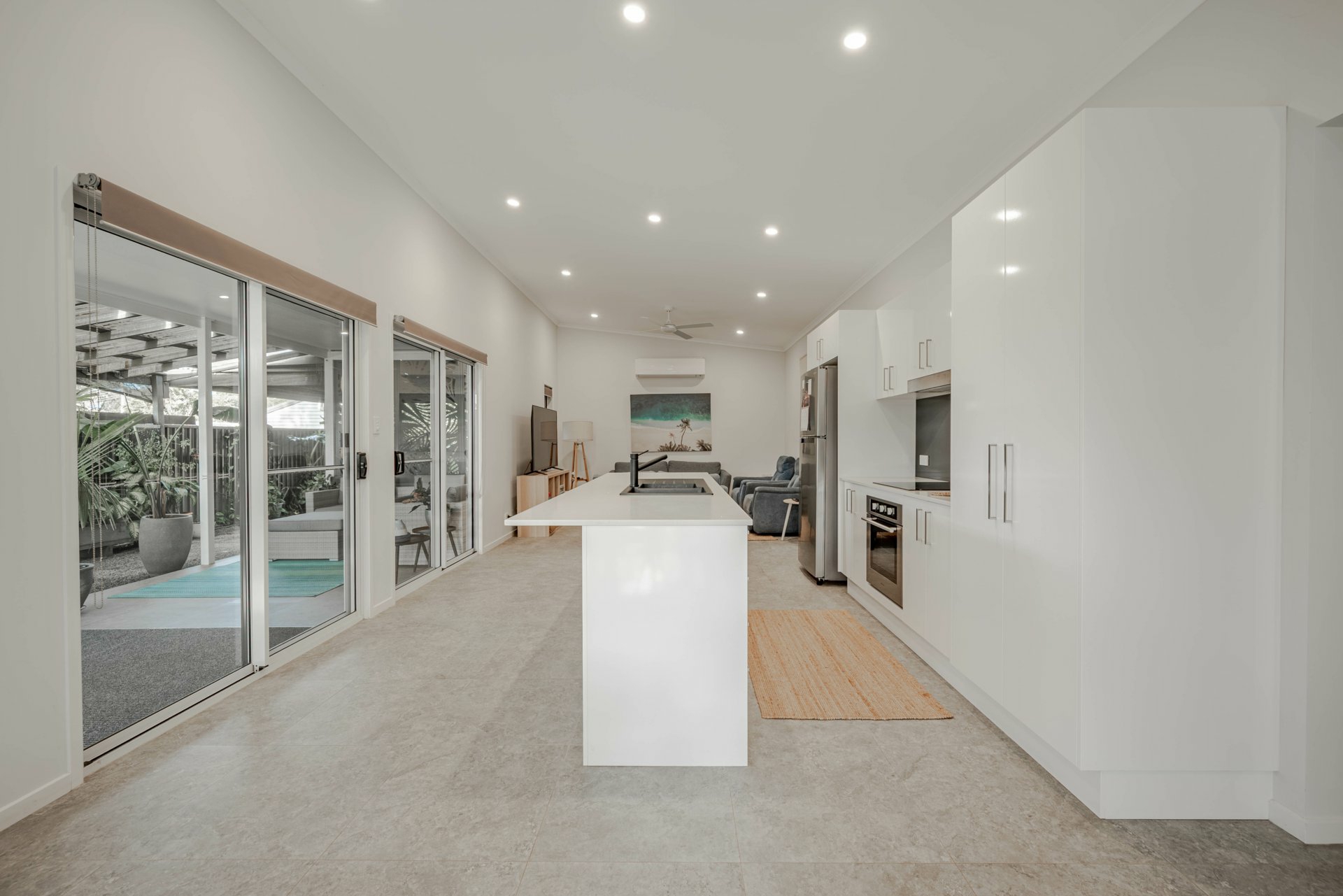 4 Vista St, RUSSELL ISLAND