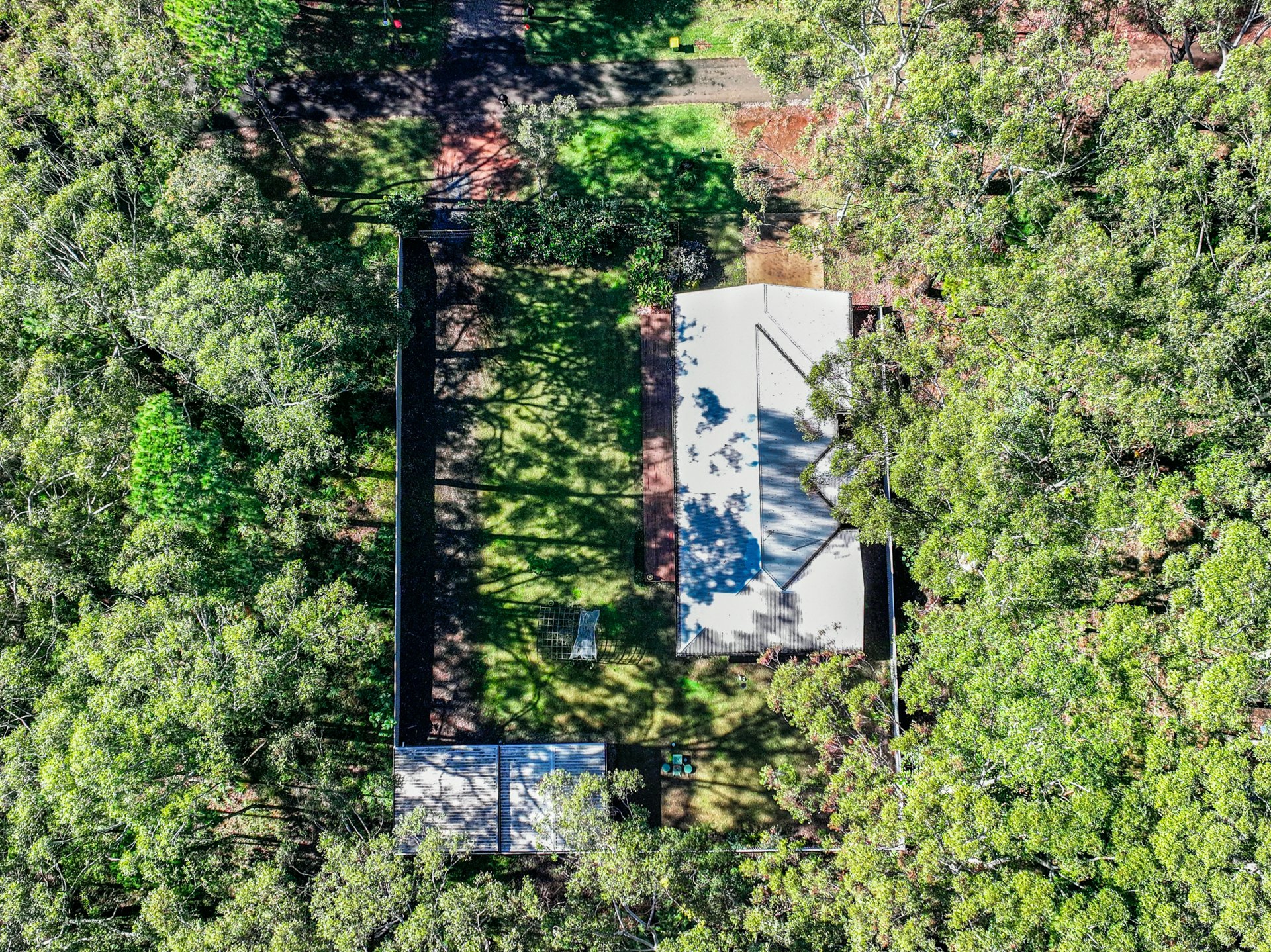 5-7 Meadstone Street, RUSSELL ISLAND