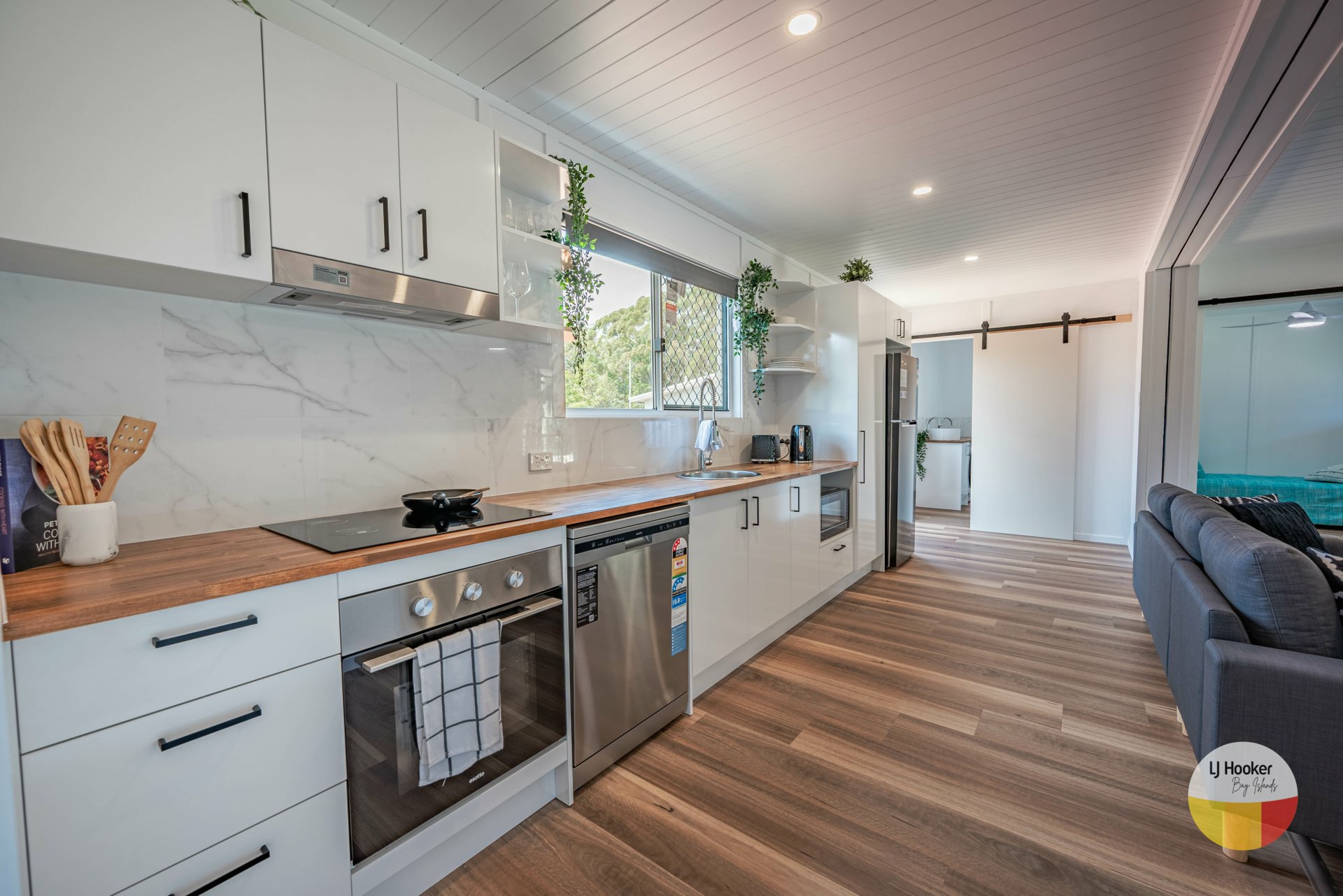 8 Coleus St, Russell Island