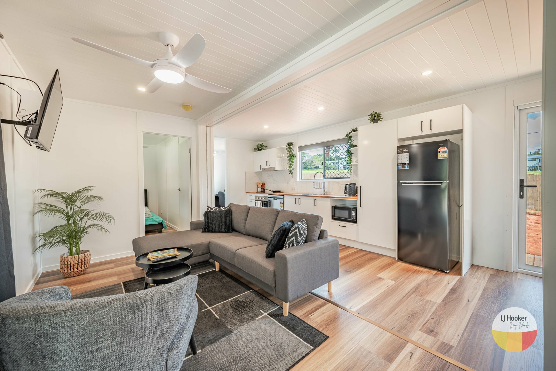 8 Coleus St, Russell Island